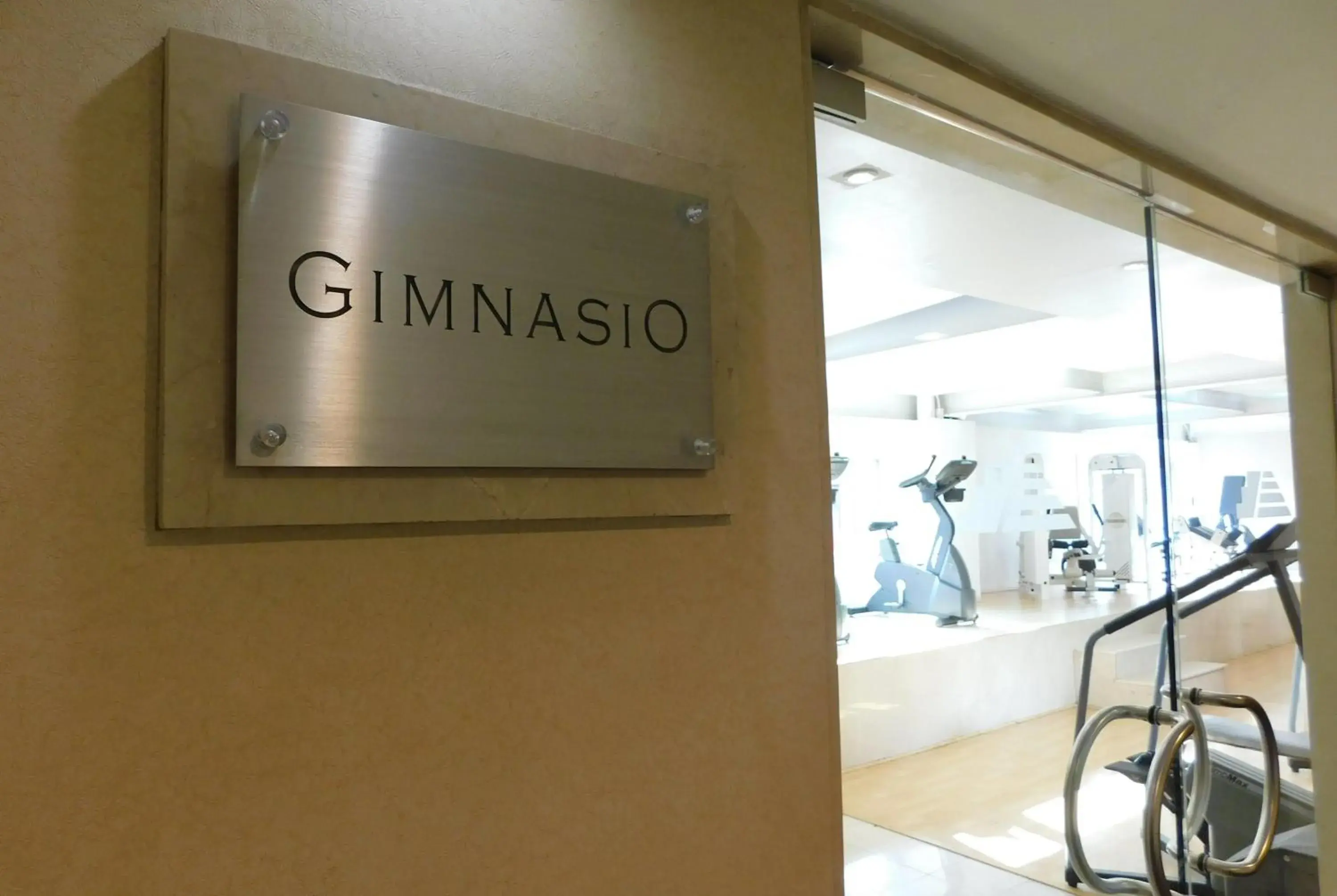 Fitness centre/facilities in Hotel Palacio Azteca Tijuana, Trademark by Wyndham Fitness centre/facilities in Hotel Palacio Azteca Tijuana, Trademark by Wyndham