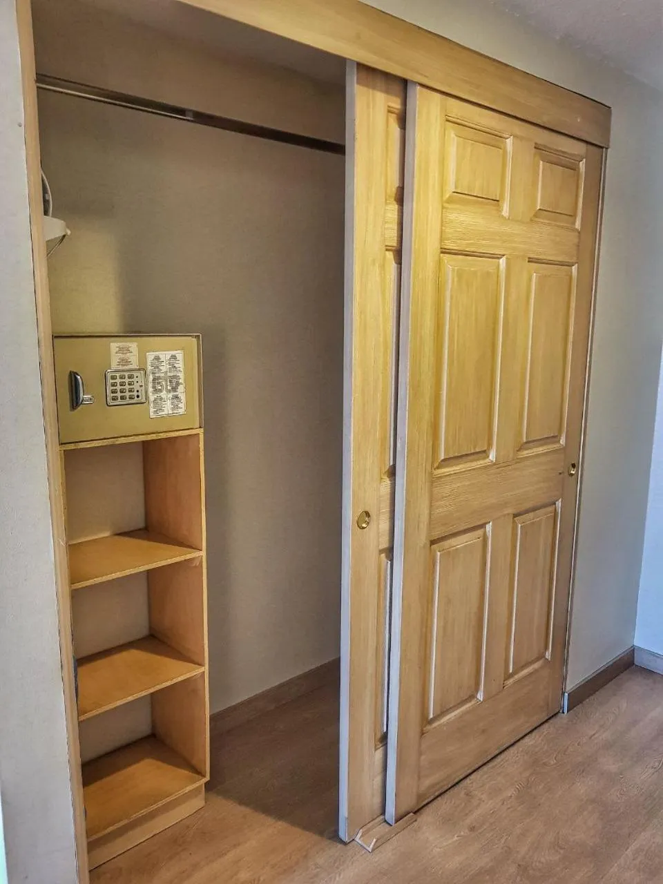 Photo of the whole room in Hotel Palacio Azteca Tijuana, Trademark by Wyndham