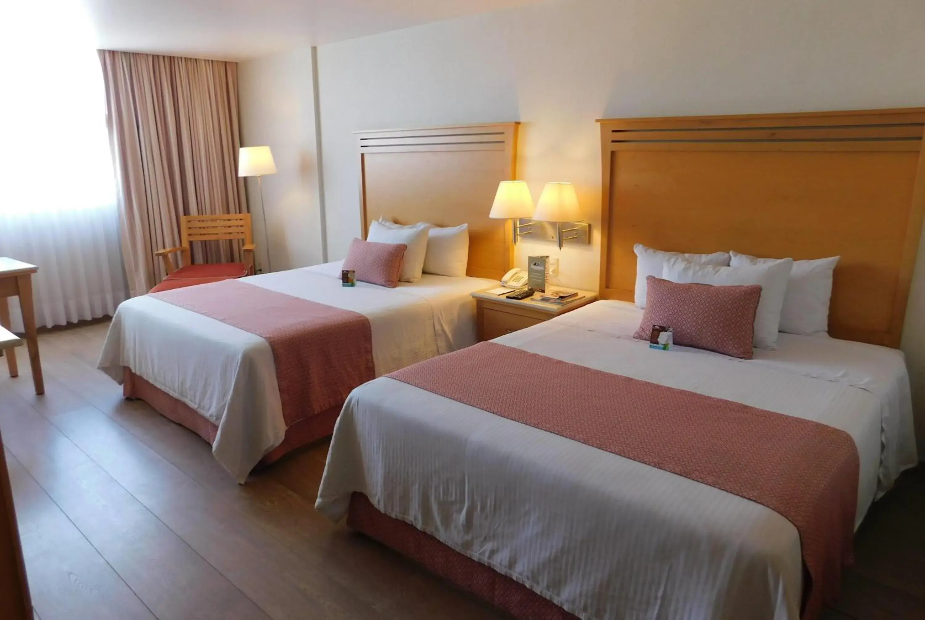 Photo of the whole room, Bed in Hotel Palacio Azteca Tijuana, Trademark by Wyndham Photo of the whole room, Bed in Hotel Palacio Azteca Tijuana, Trademark by Wyndham