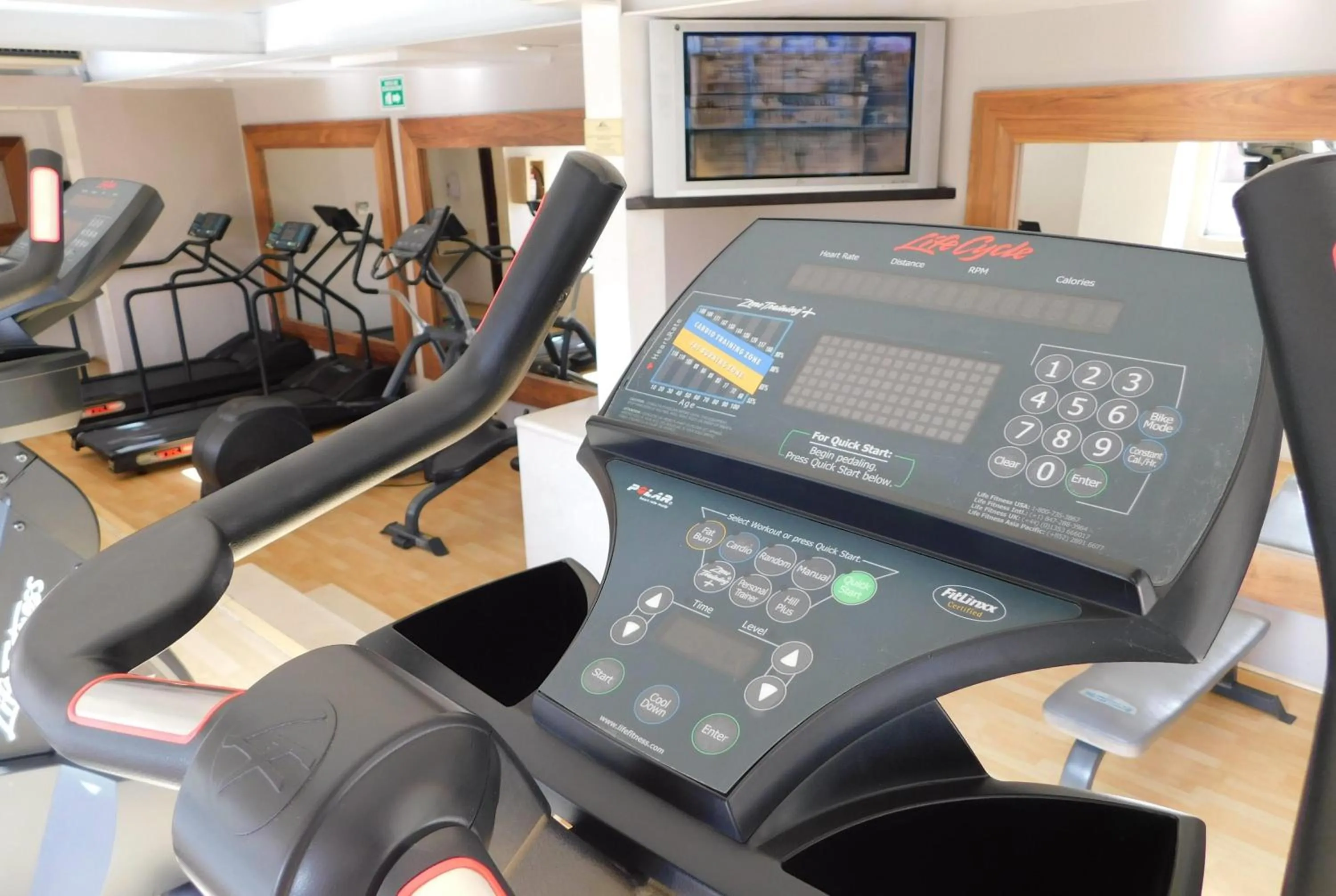 Fitness centre/facilities in Hotel Palacio Azteca Tijuana, Trademark by Wyndham