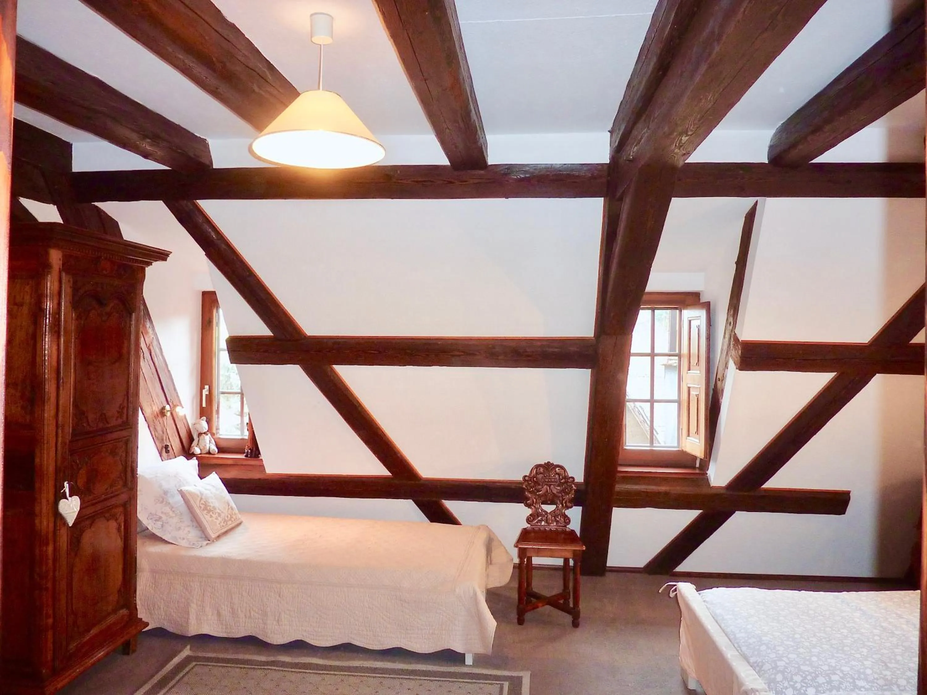Bed in ADRIHOF à Riquewihr, Cour de l'Abbaye d'Autrey