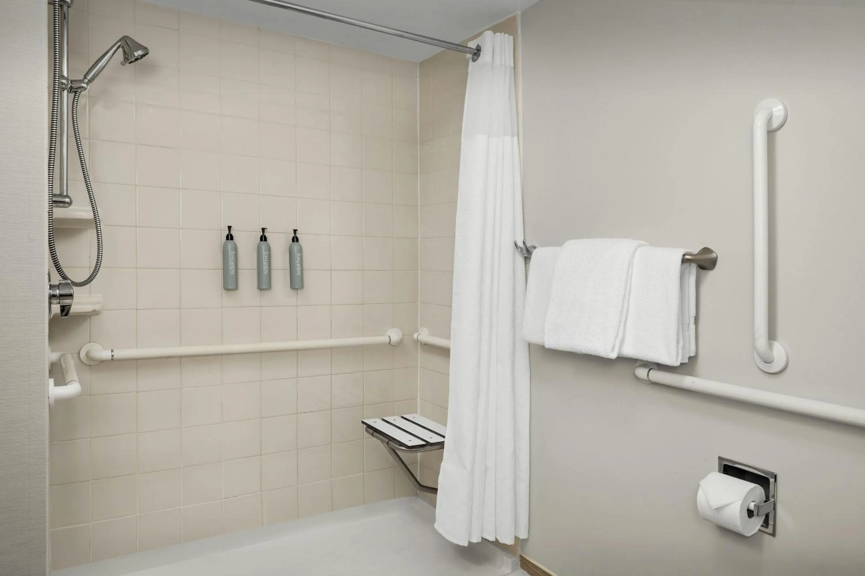 Bathroom in Courtyard Virginia Beach Oceanfront / North 37th Street