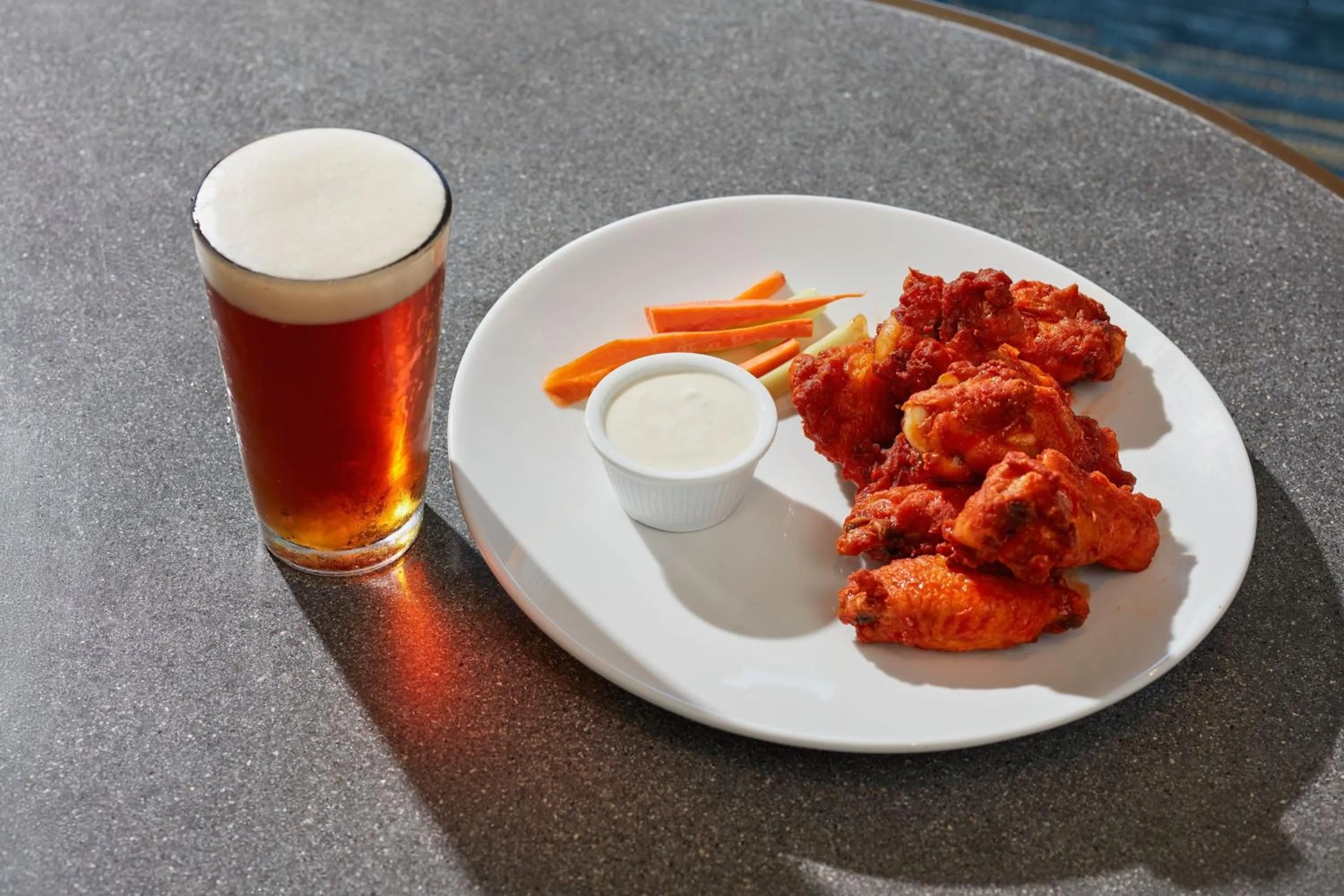 Lounge or bar in SpringHill Suites by Marriott Virginia Beach Oceanfront