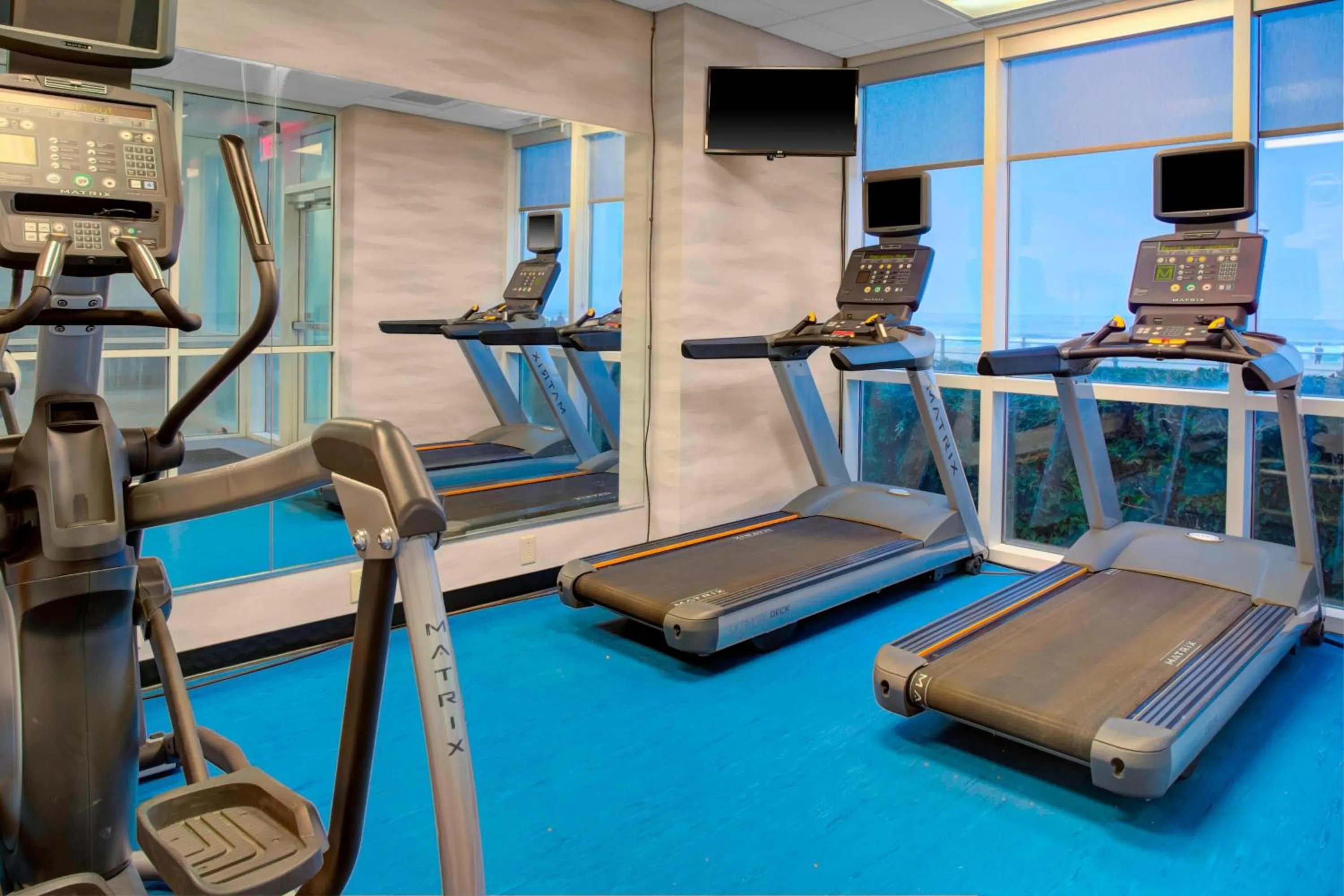Fitness centre/facilities in Fairfield Inn & Suites by Marriott Virginia Beach Oceanfront