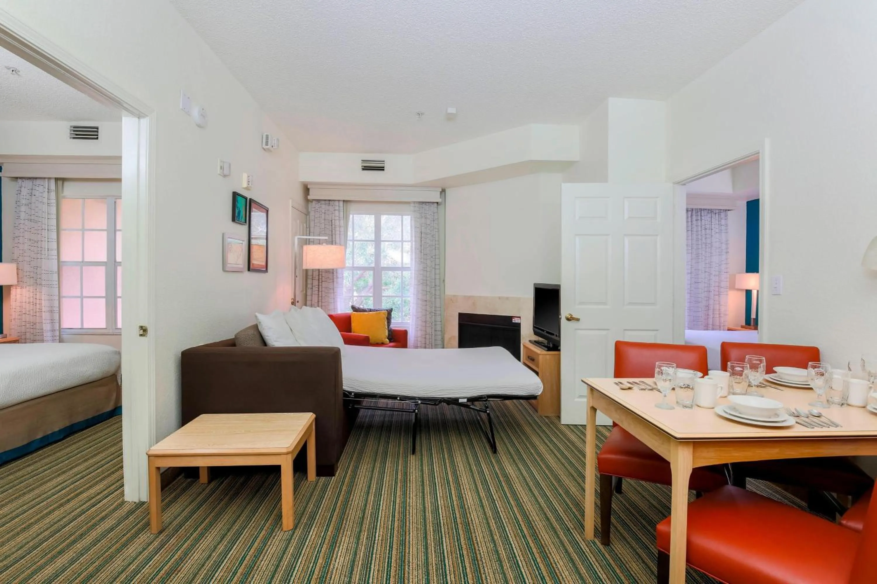 Bedroom, Bed in Residence Inn West Palm Beach
