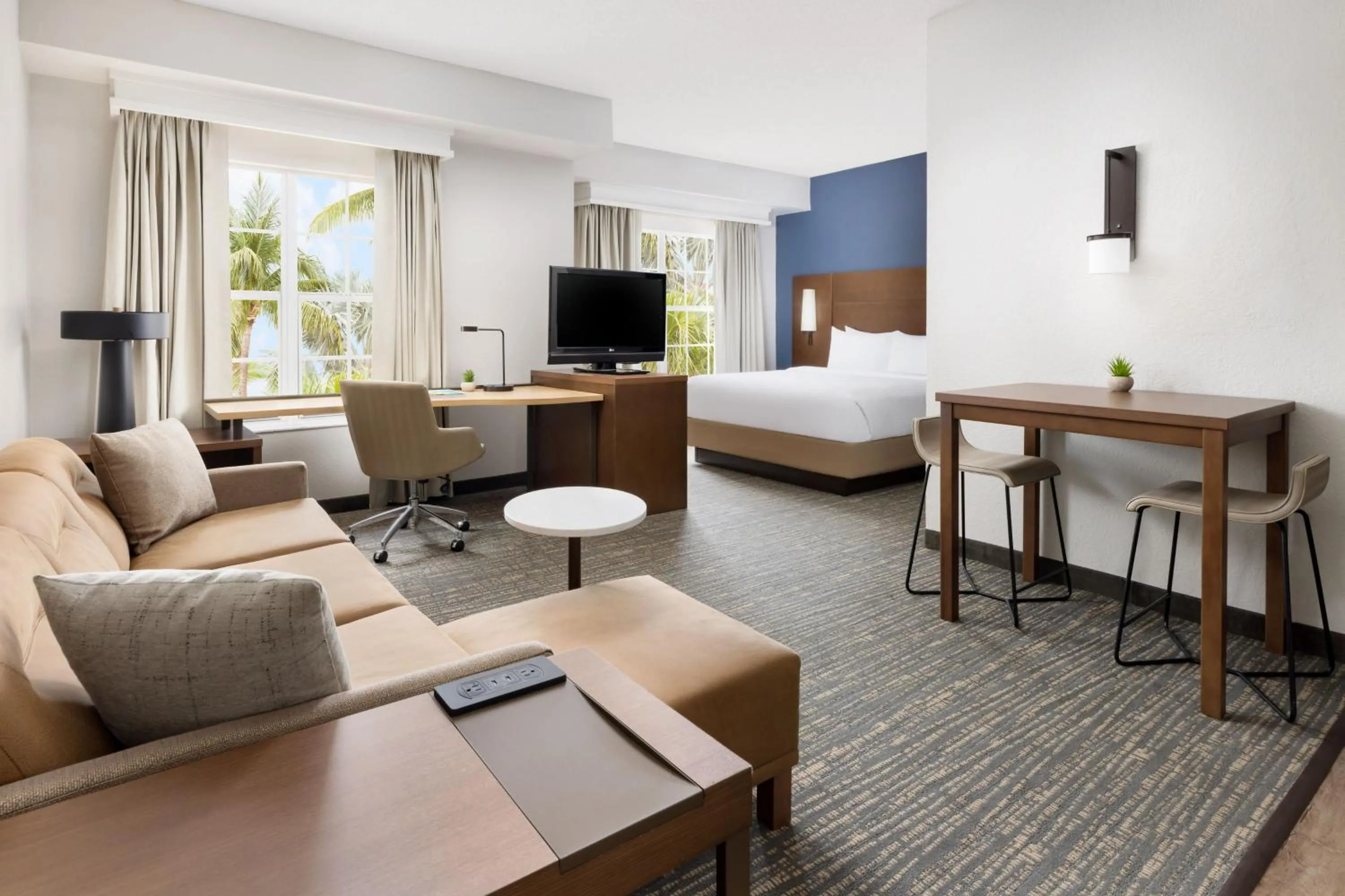 Photo of the whole room, Bed in Residence Inn West Palm Beach
