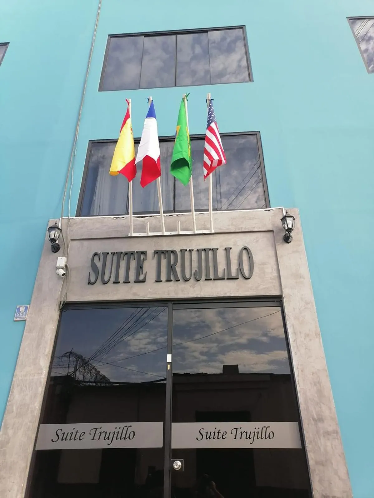 Property building in Suite Trujillo