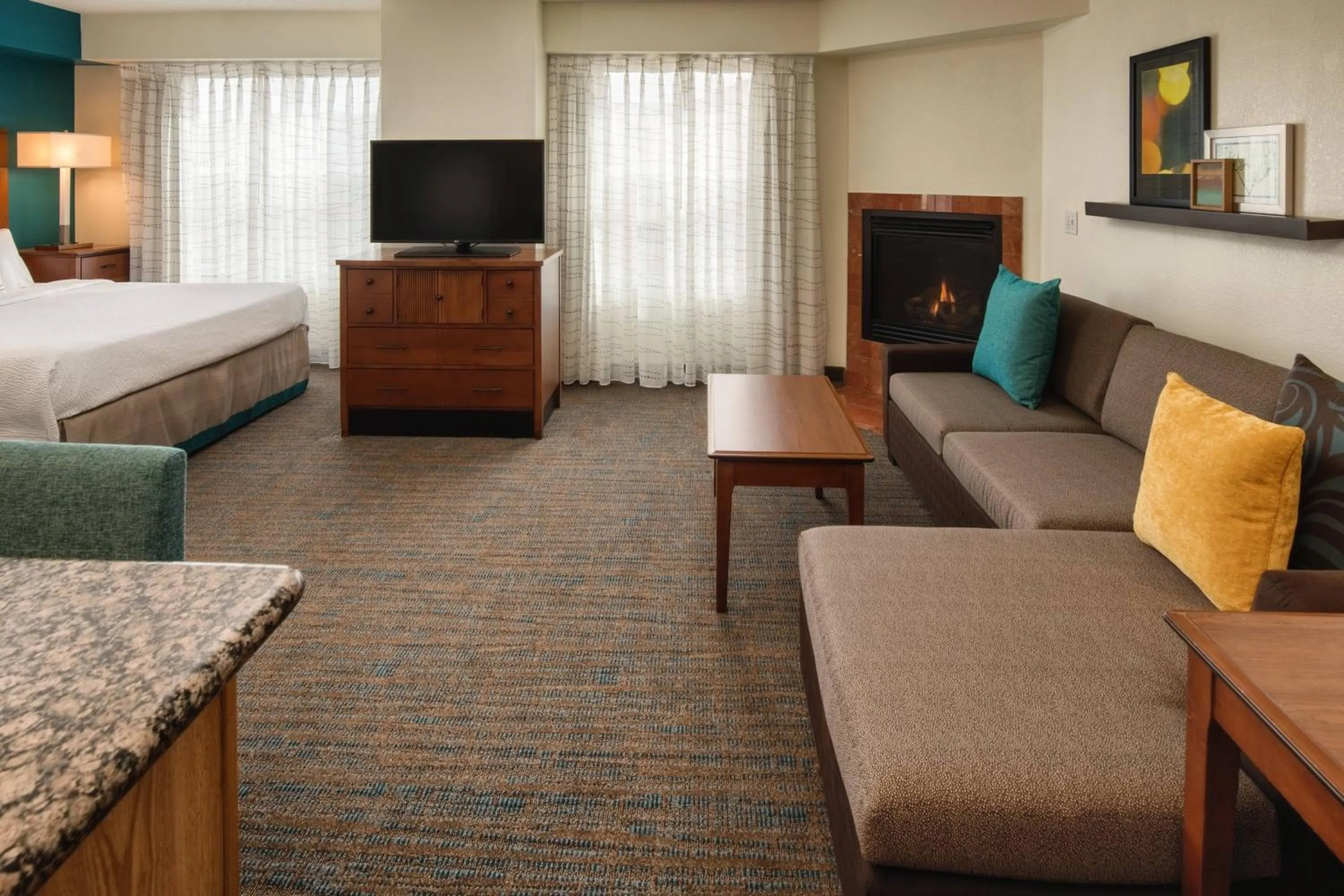 Living room, Bed in Residence Inn by Marriott Portland North