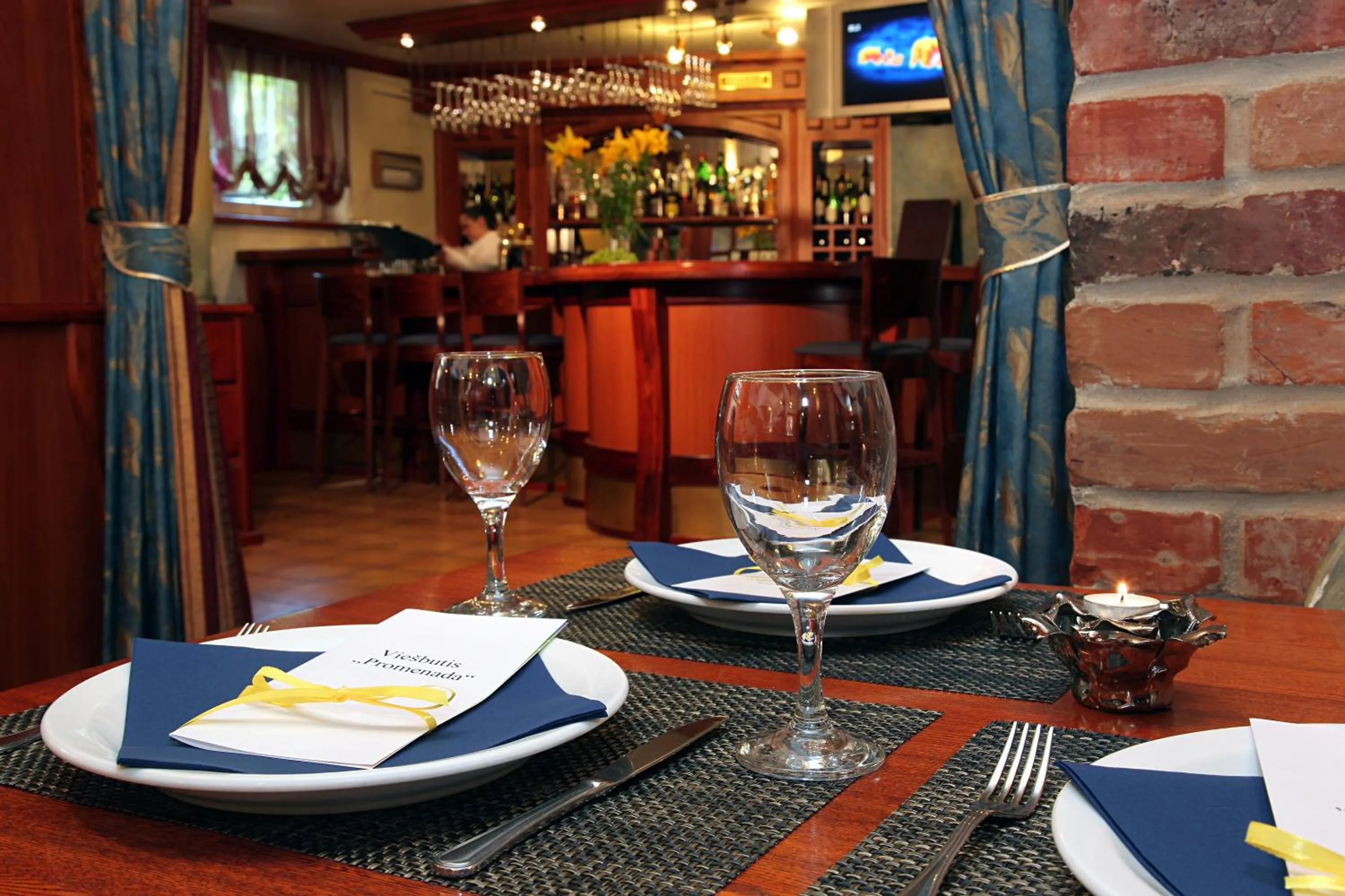 Restaurant/places to eat in Hotel Promenada