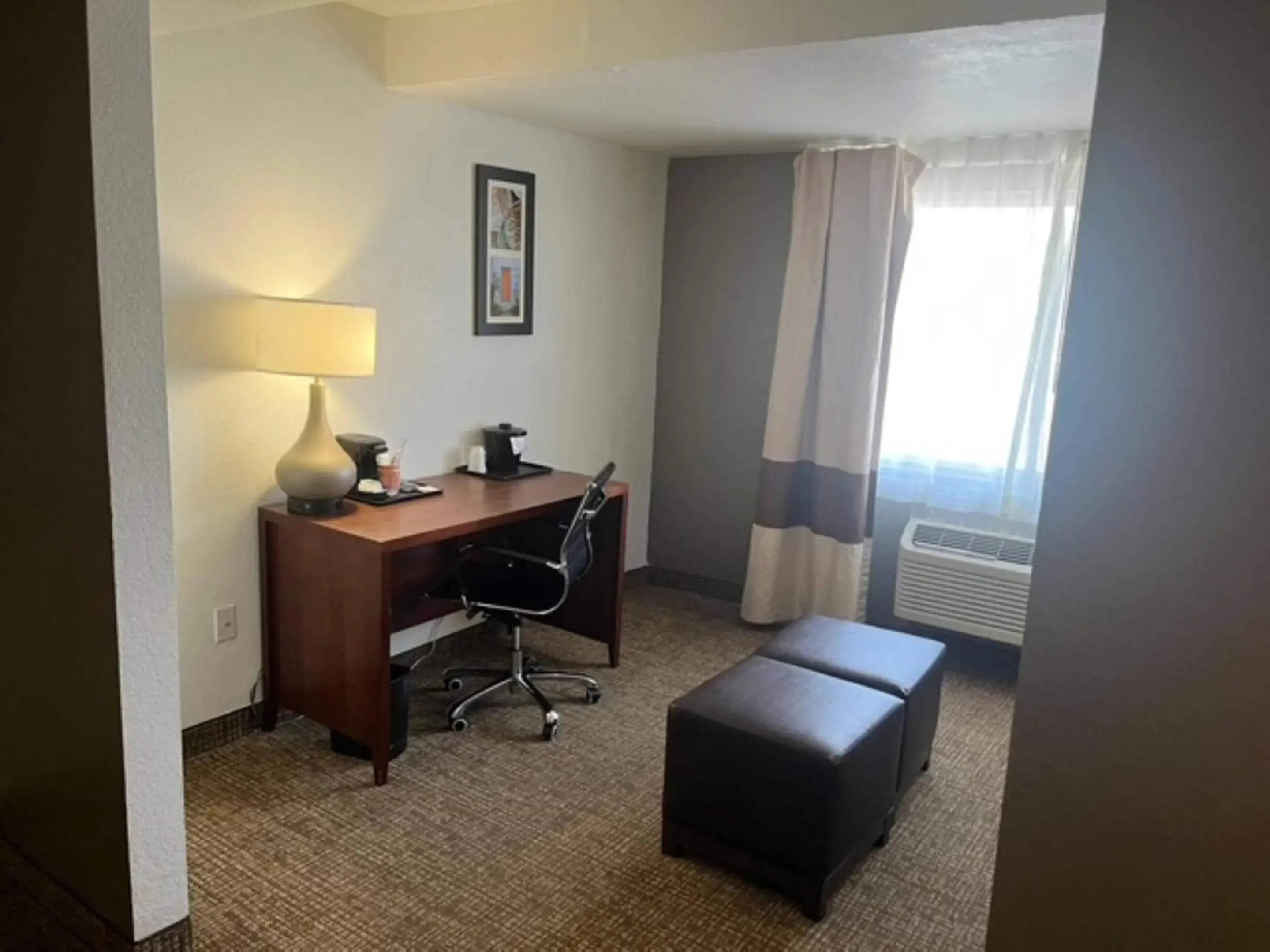 Bedroom in Comfort Inn & Suites Phoenix North - Deer Valley Bedroom in Comfort Inn & Suites Phoenix North - Deer Valley