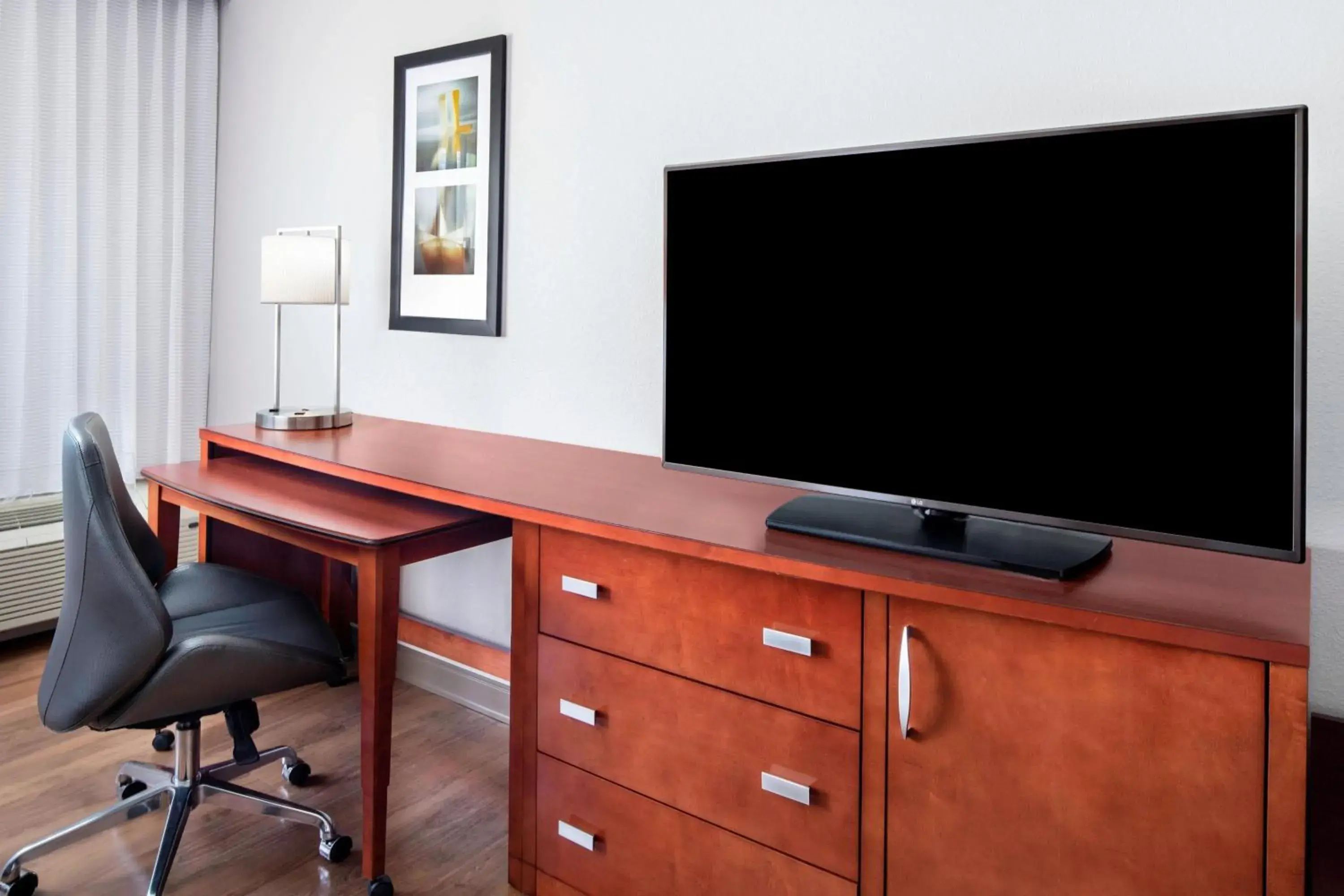 Queen Room with Two Queen Beds and Adapted Tub - Mobility and Hearing Accessible in Courtyard Scottsdale North Queen Room with Two Queen Beds and Adapted Tub - Mobility and Hearing Accessible in Courtyard Scottsdale North