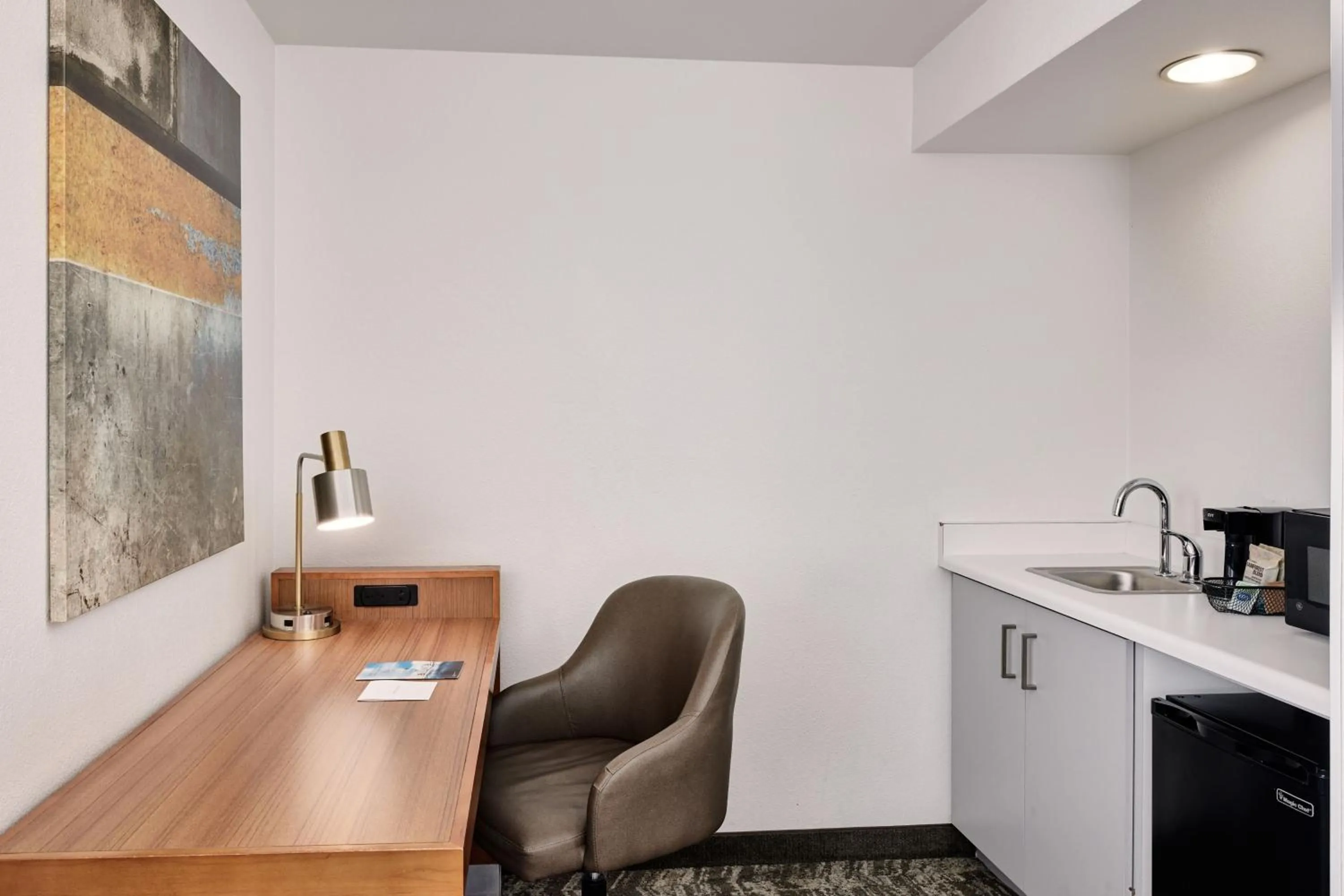 Lounge or bar in SpringHill Suites Phoenix Downtown