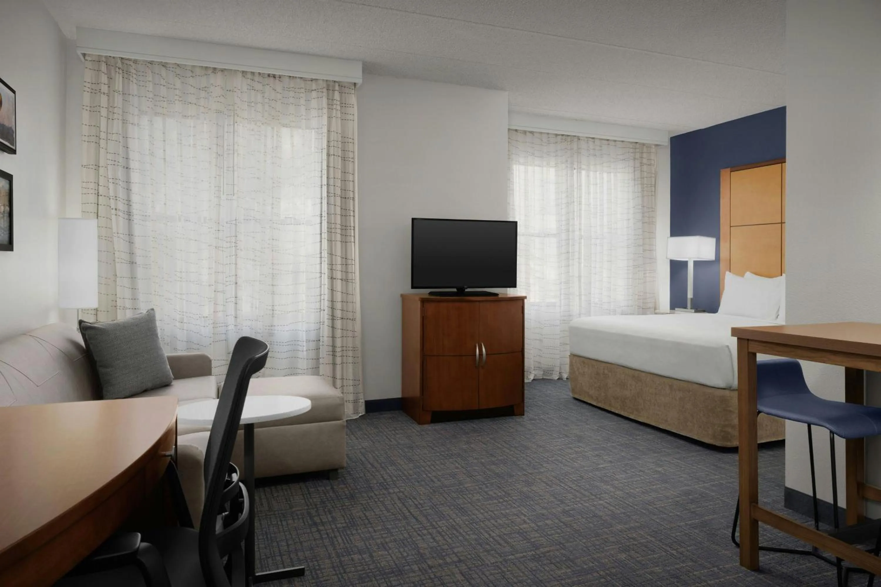 Photo of the whole room, Bed in Residence Inn Phoenix North Happy Valley