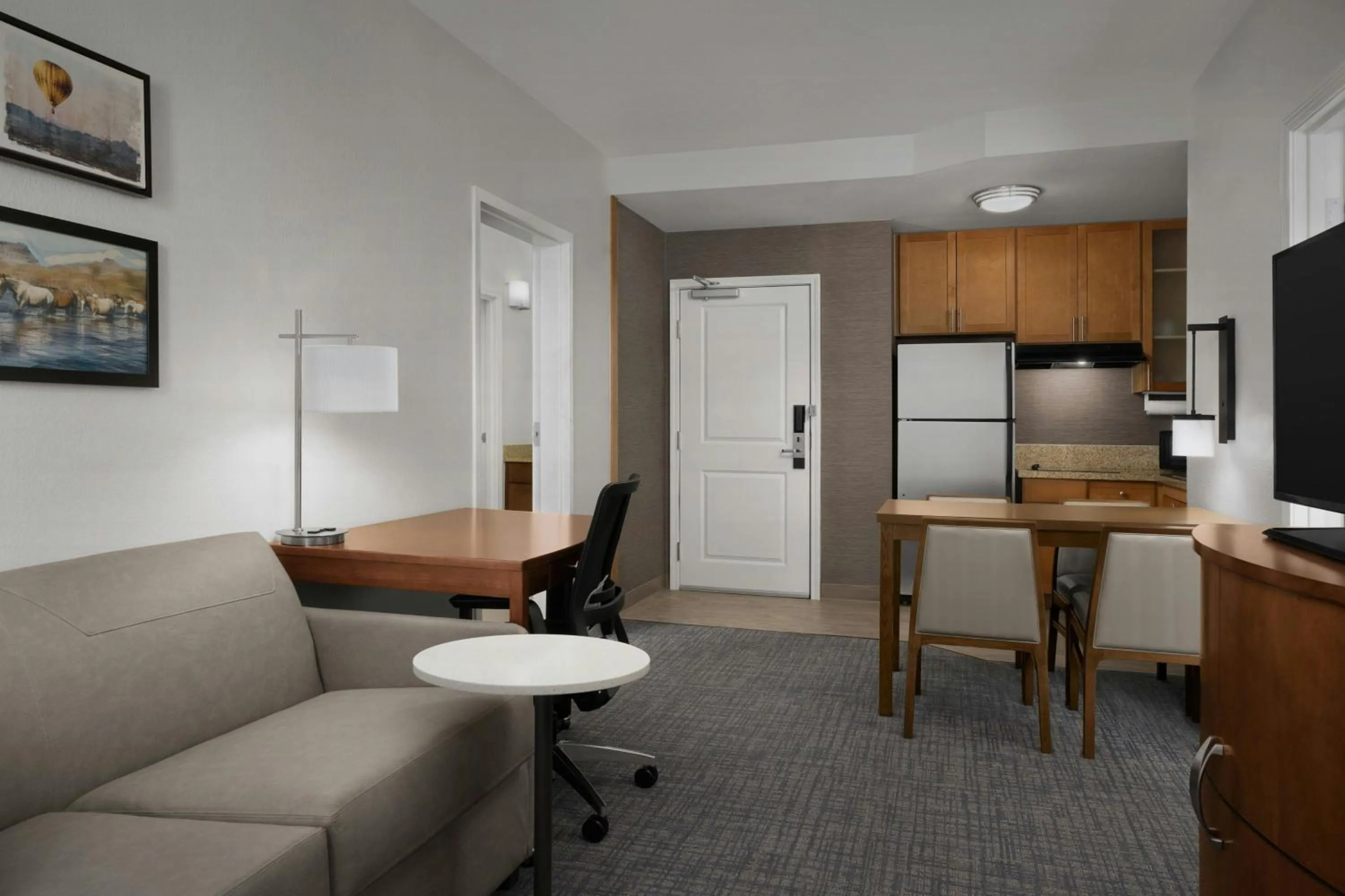 Bedroom in Residence Inn Phoenix North Happy Valley