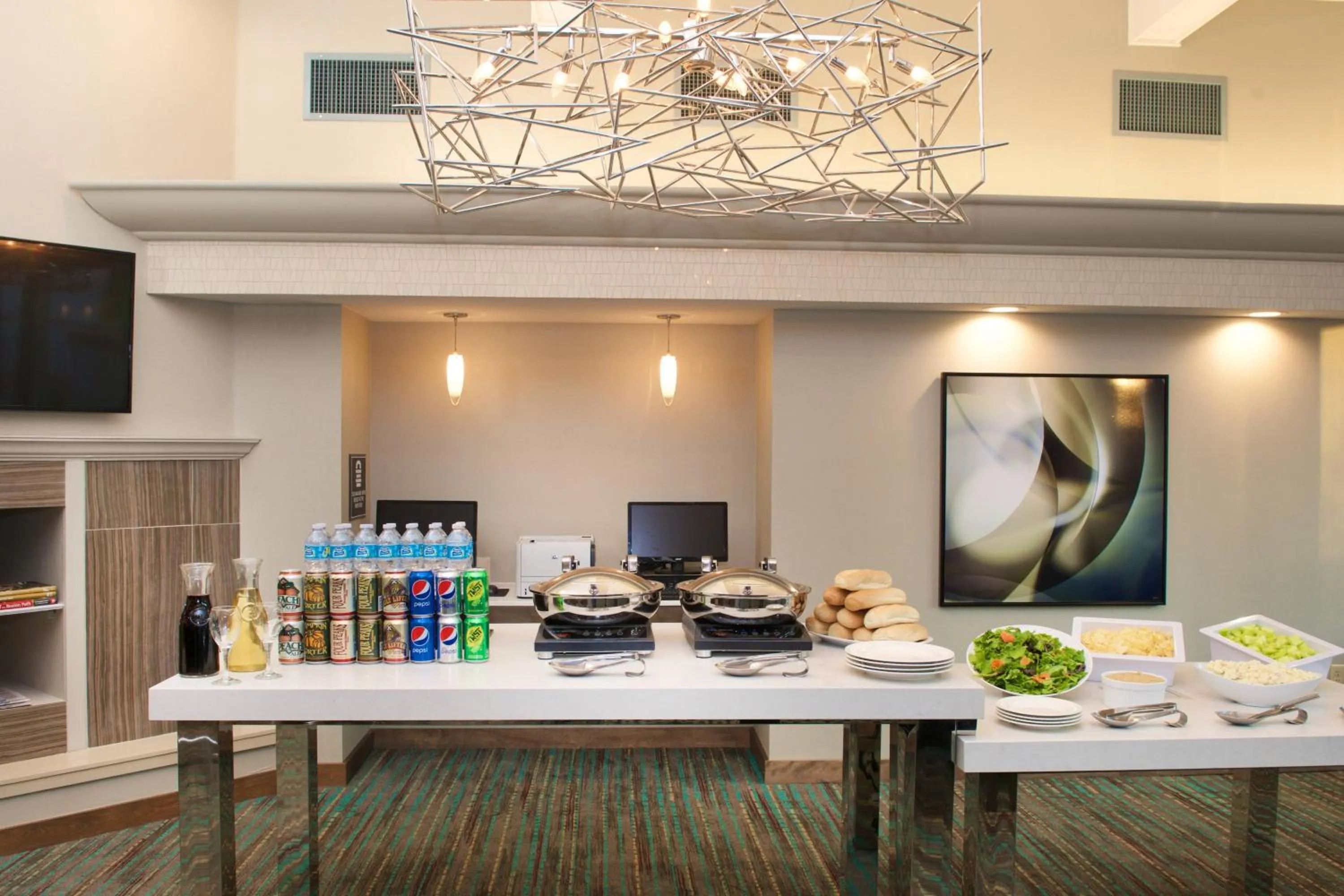 Restaurant/places to eat in Residence Inn Phoenix Mesa
