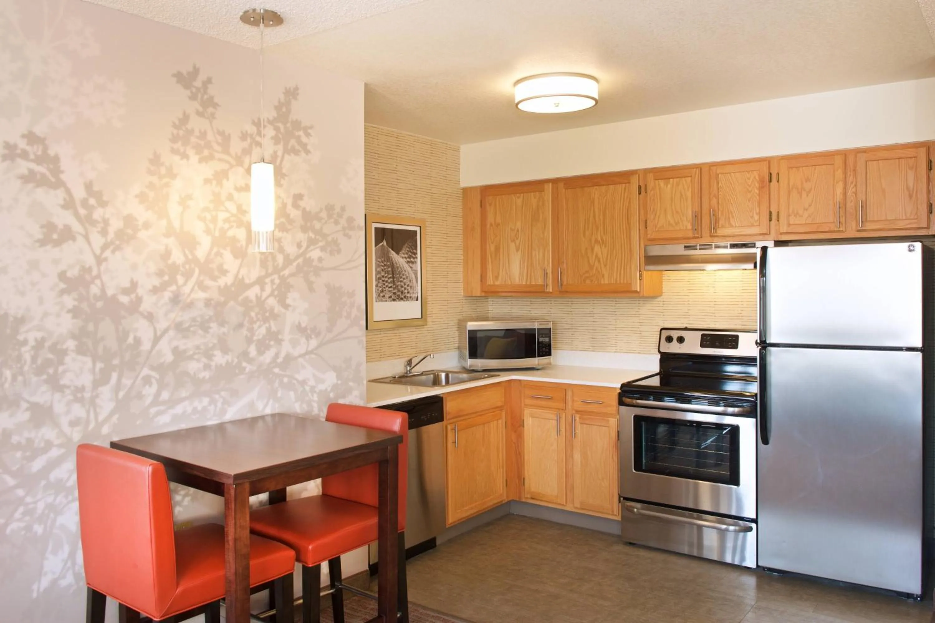 Kitchen or kitchenette in Residence Inn Phoenix Mesa