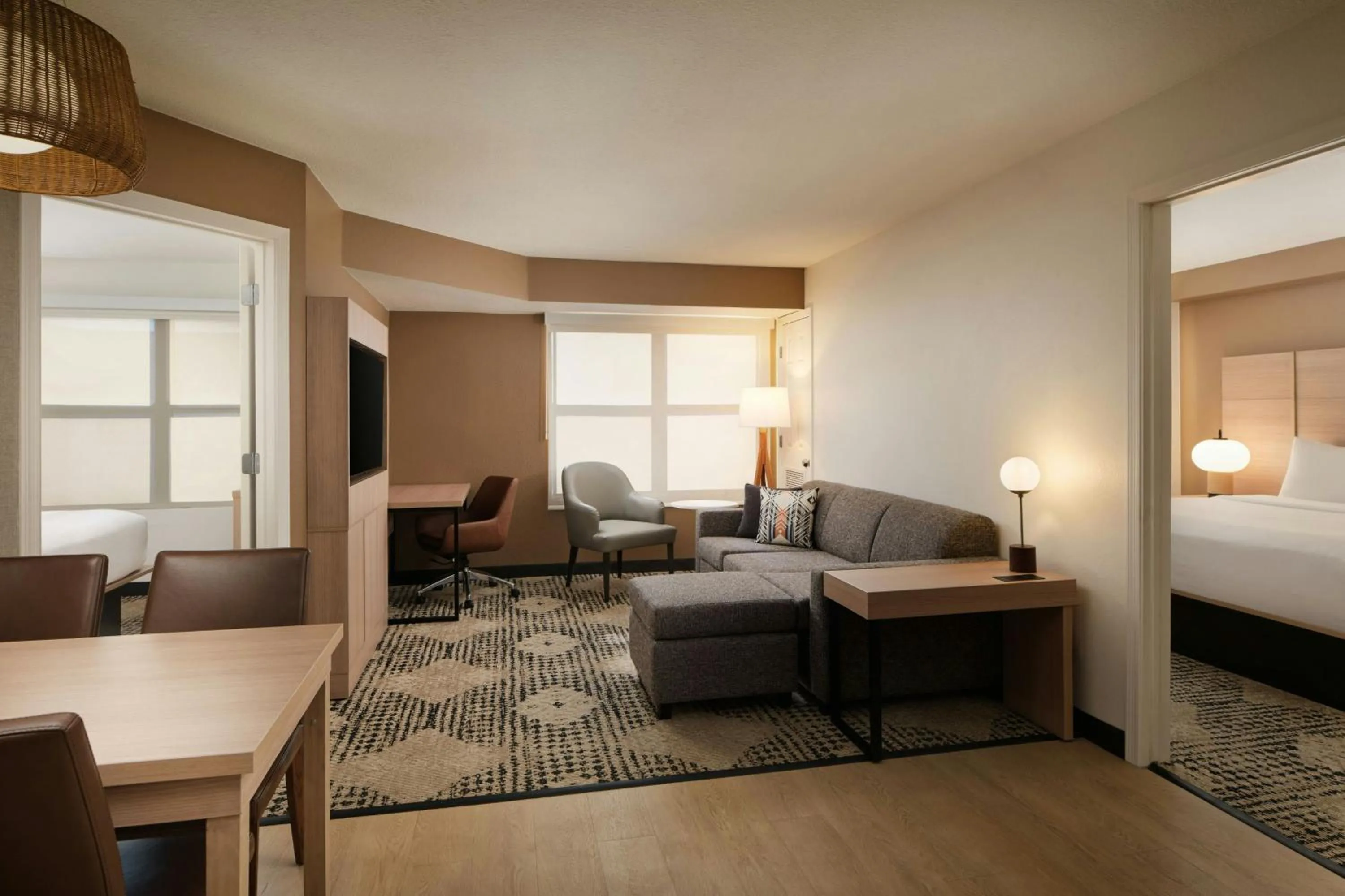 Photo of the whole room, Bed in Residence Inn Phoenix Mesa