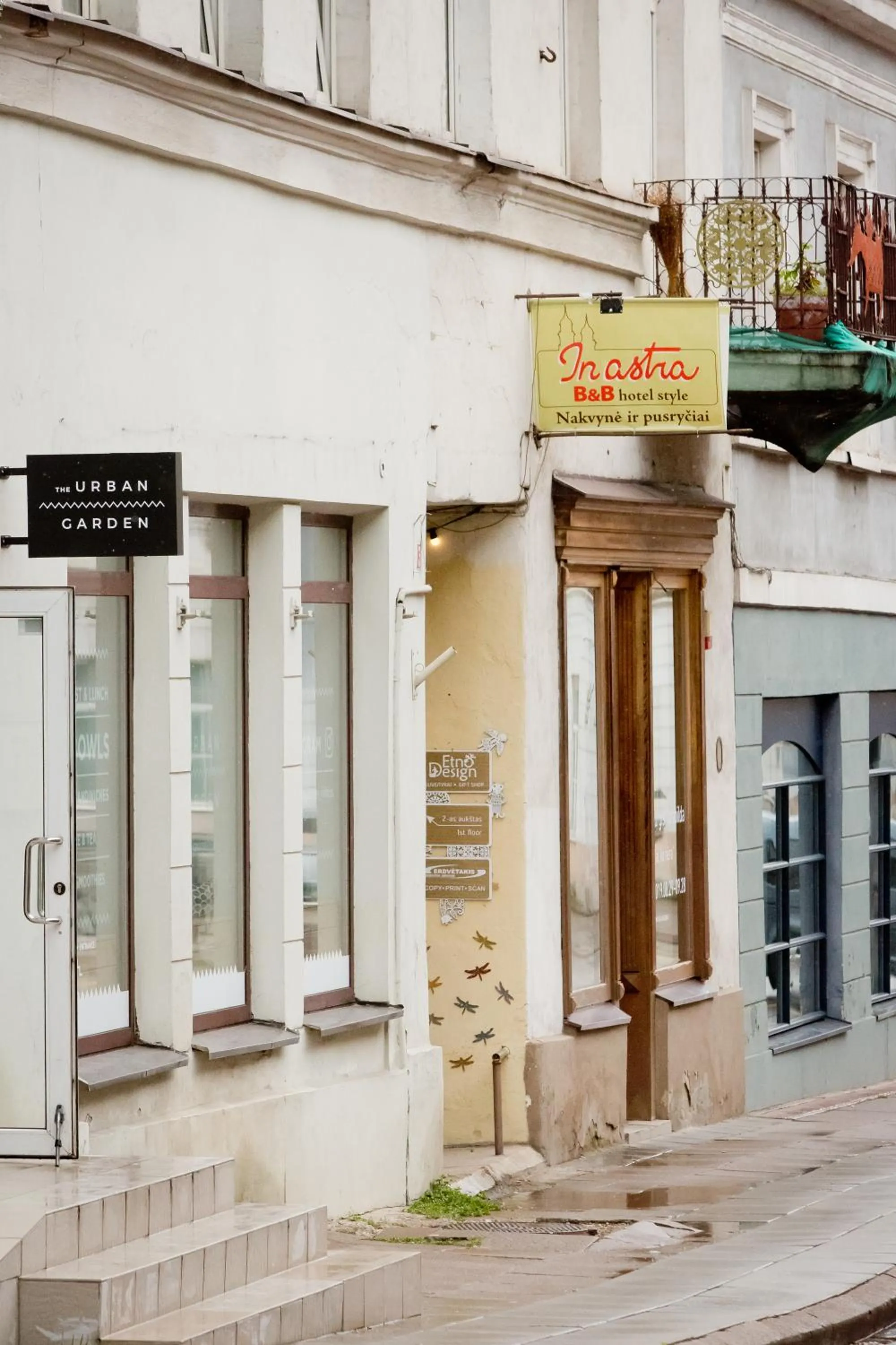 Facade/entrance in In Astra