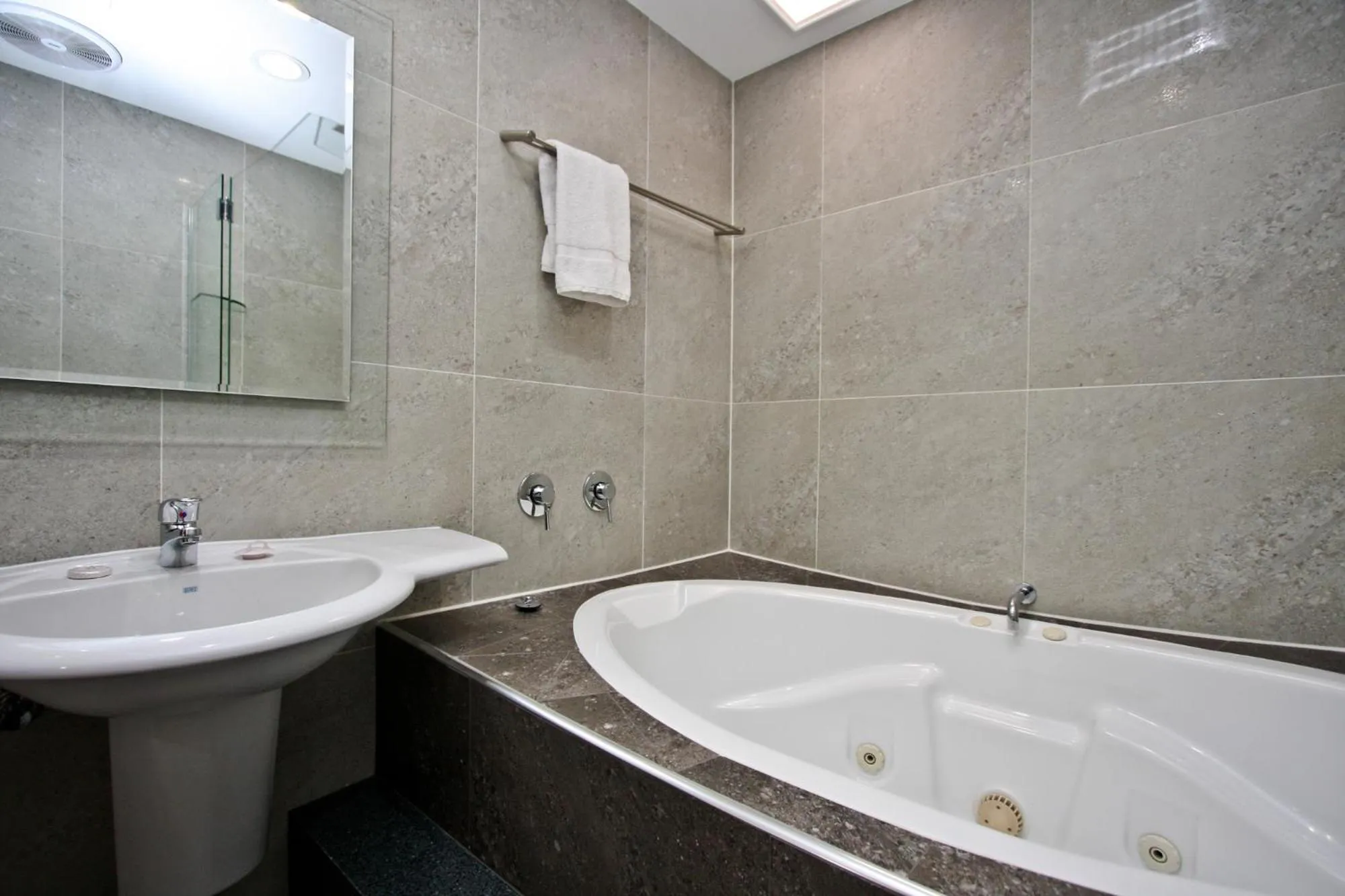 Jesmond Executive Villas