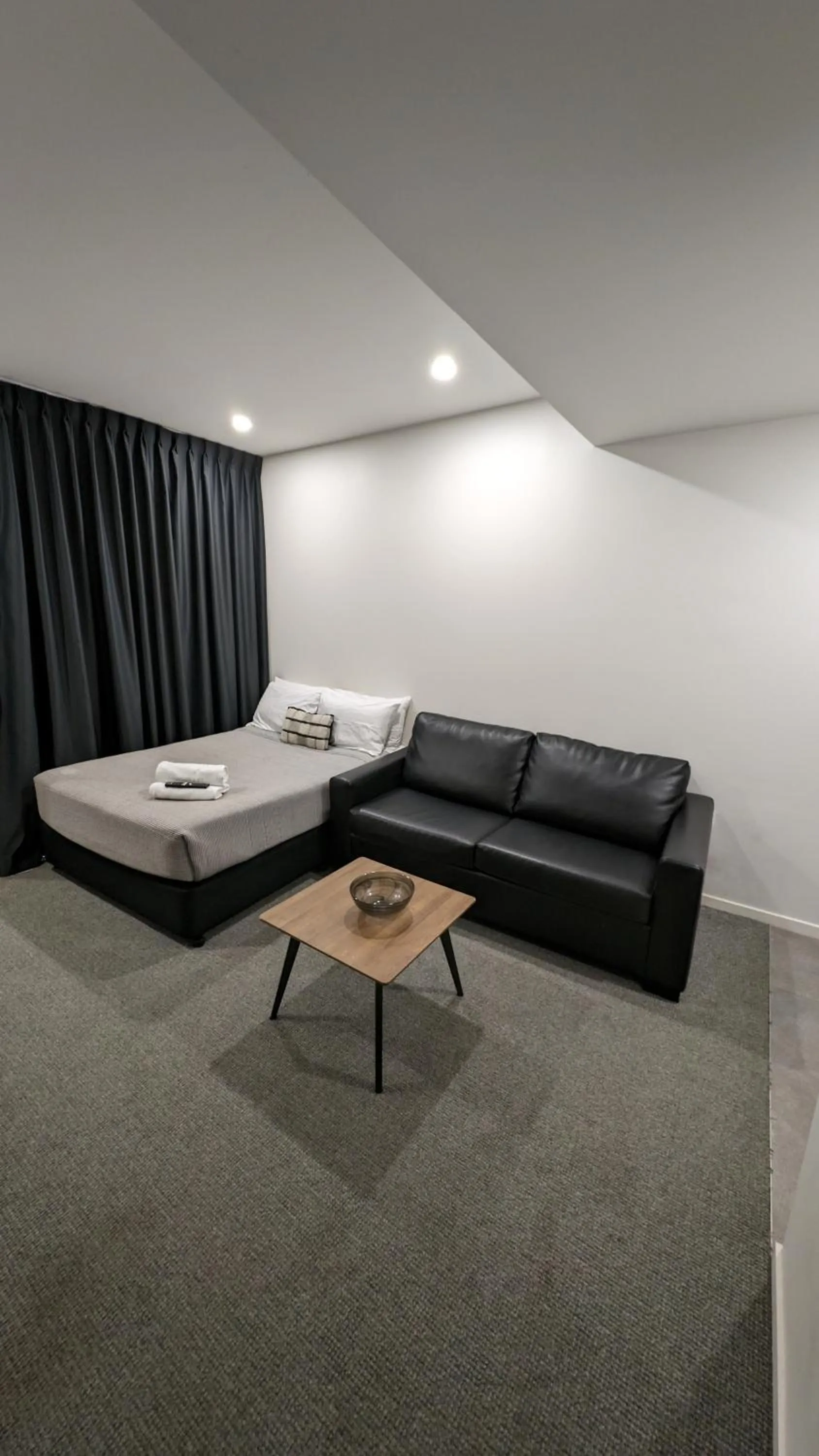 Bed in Jesmond Executive Villas