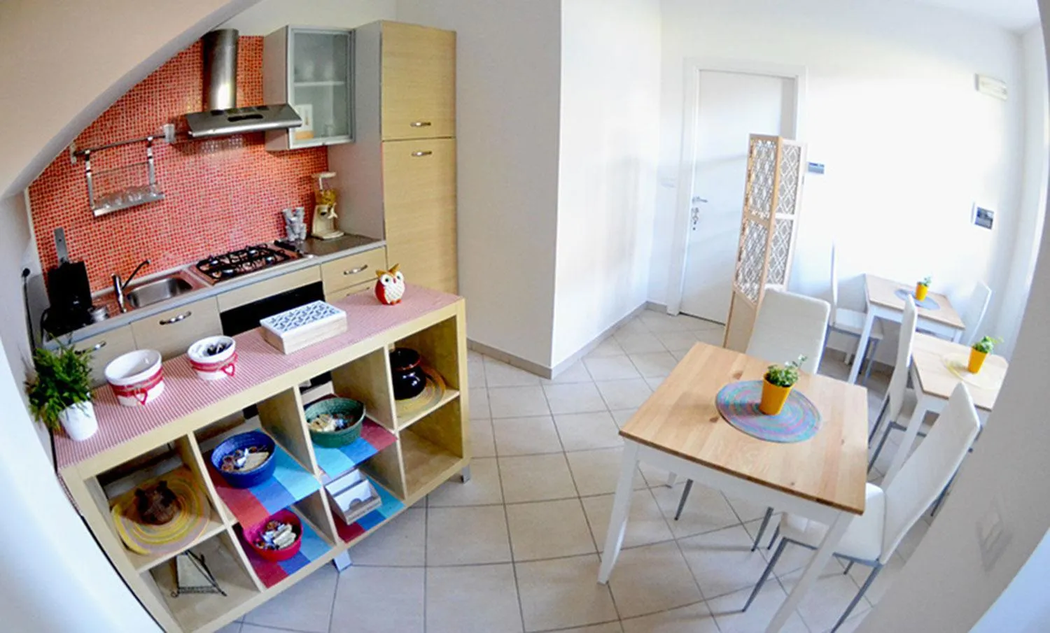 Communal kitchen in Bed & Breakfast Il Vicolo