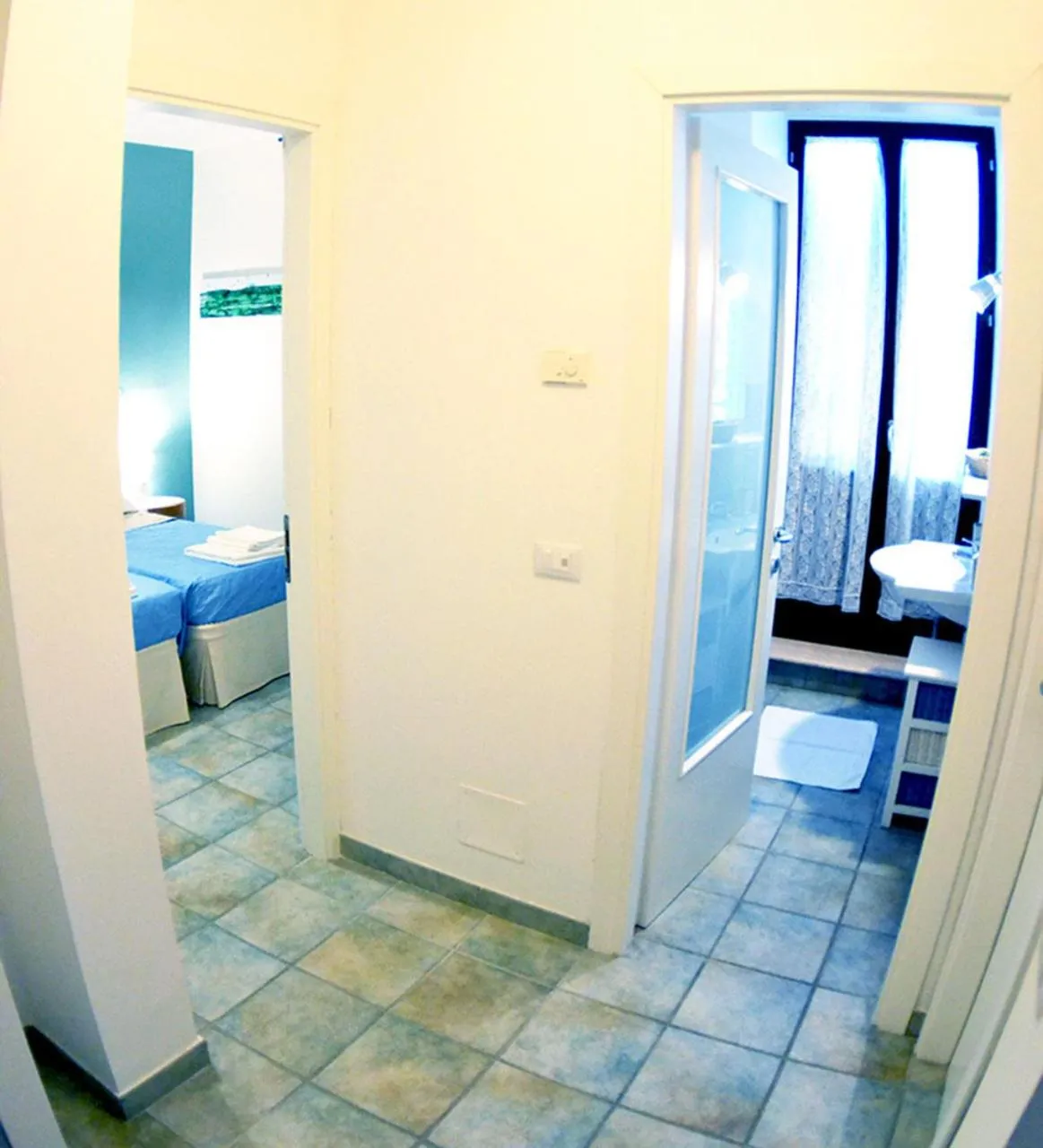 Bathroom, Bed in Bed & Breakfast Il Vicolo