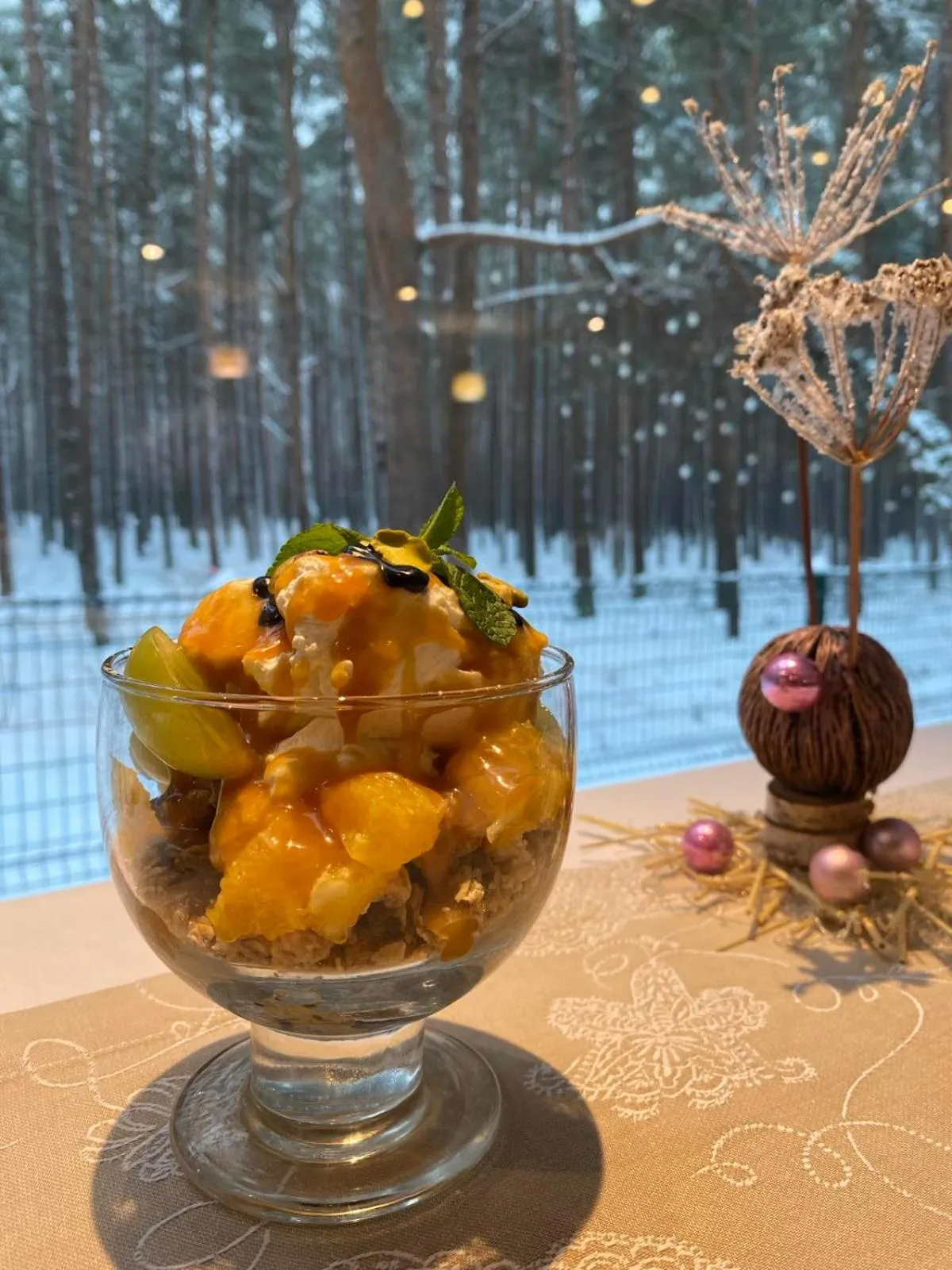 Restaurant/places to eat in Meduza Hotel