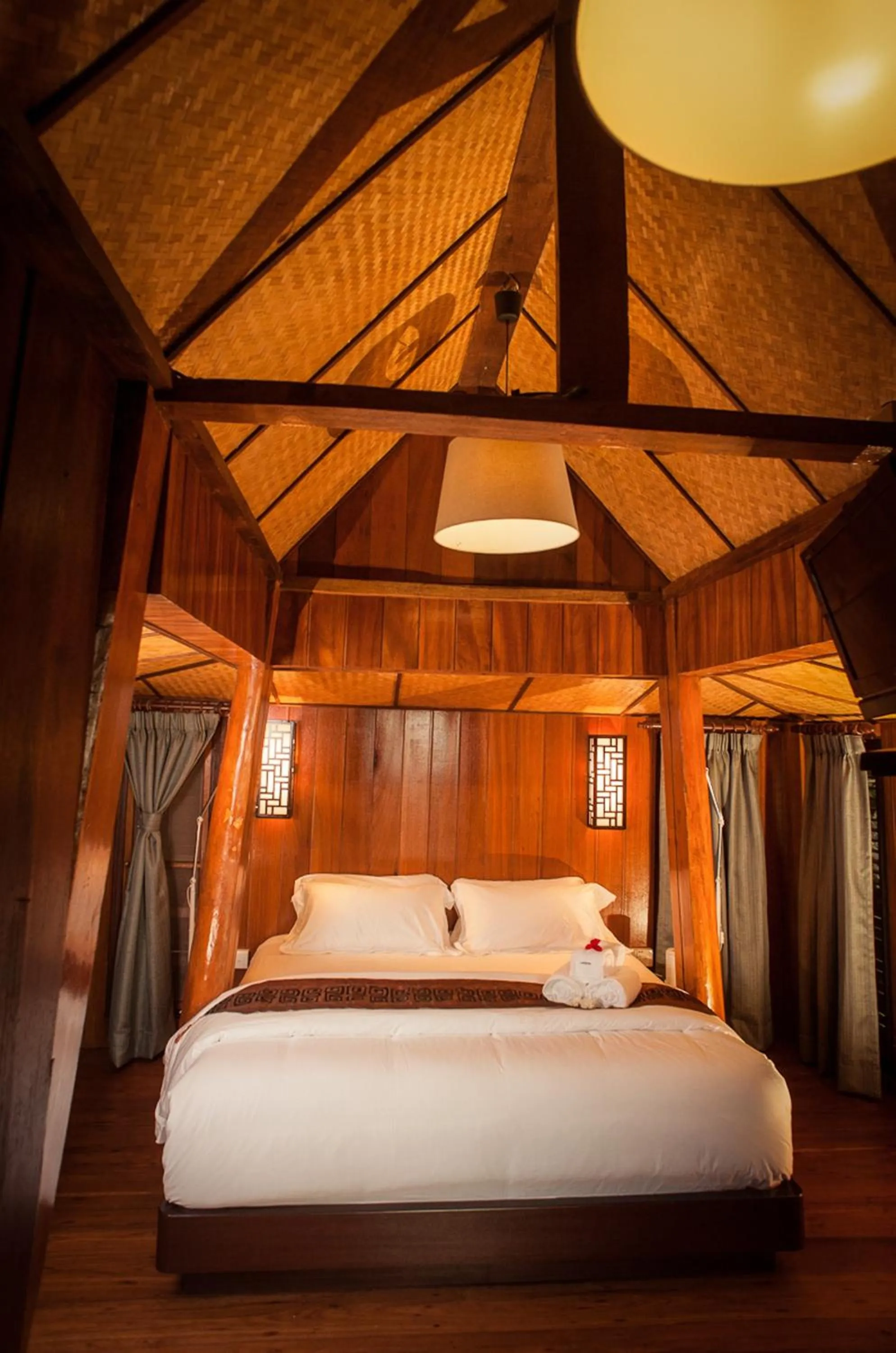 Photo of the whole room, Bed in MaliHom Private Estate