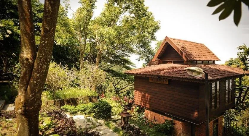 Property building in MaliHom Private Estate