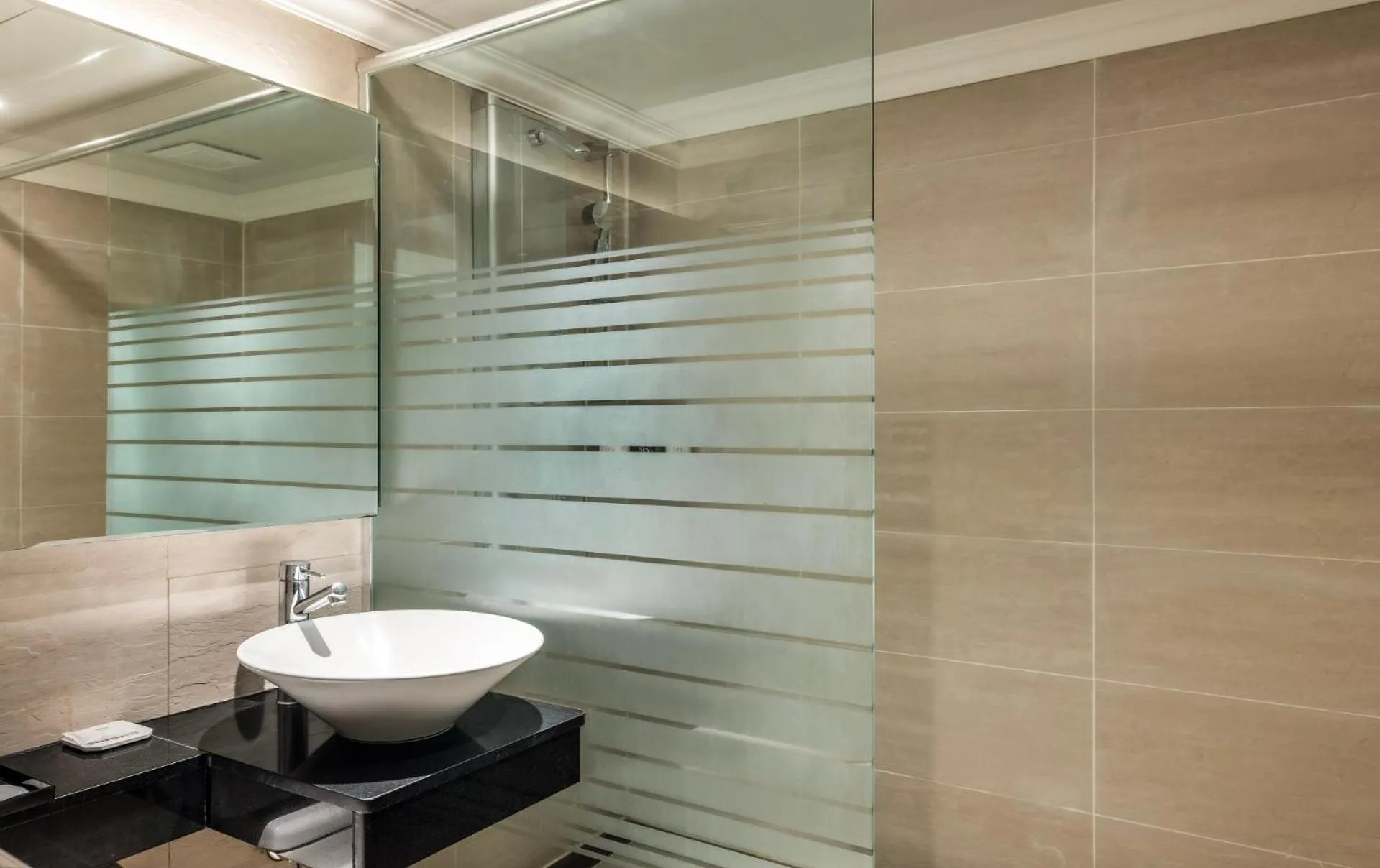 Bathroom in KensingtonHotel Seorak