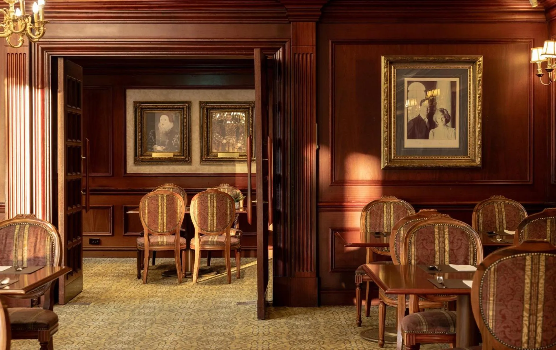 Restaurant/places to eat in KensingtonHotel Seorak