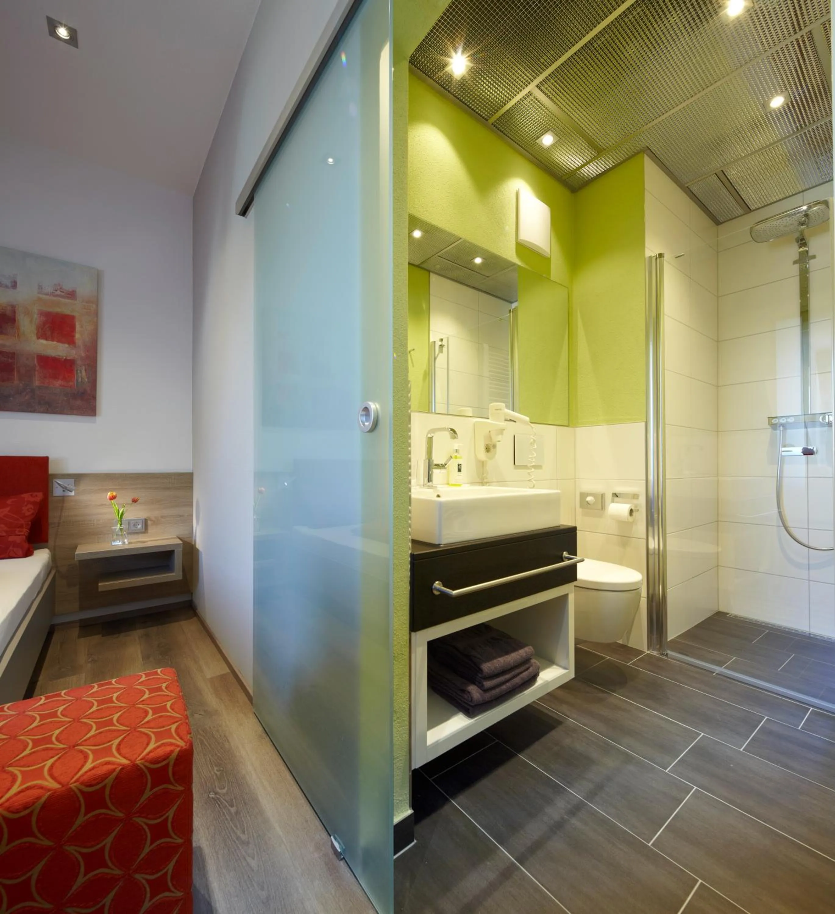 Shower in Weingut und Gästehaus Apel