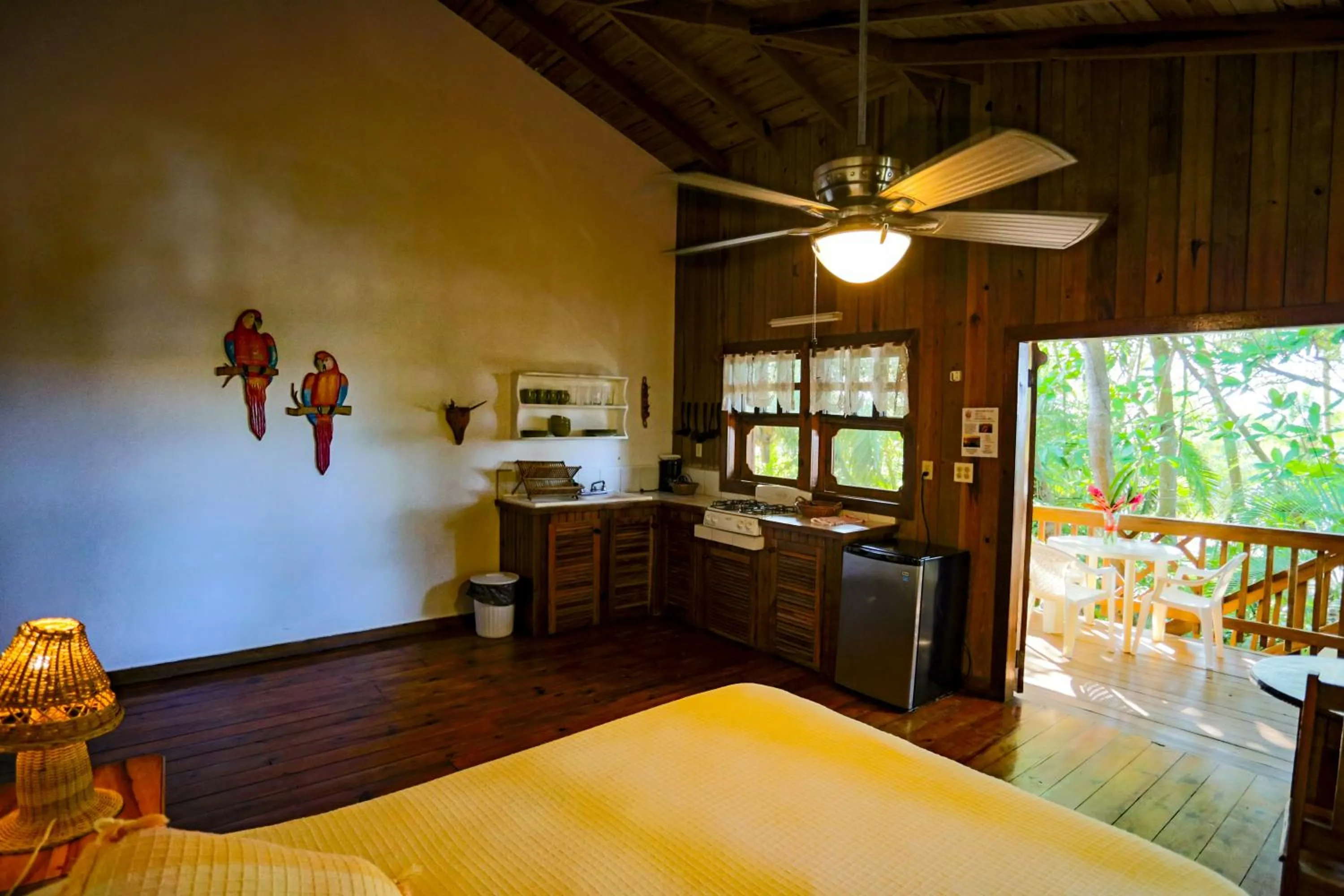 Bedroom, Bed in Posada Arco Iris, West End