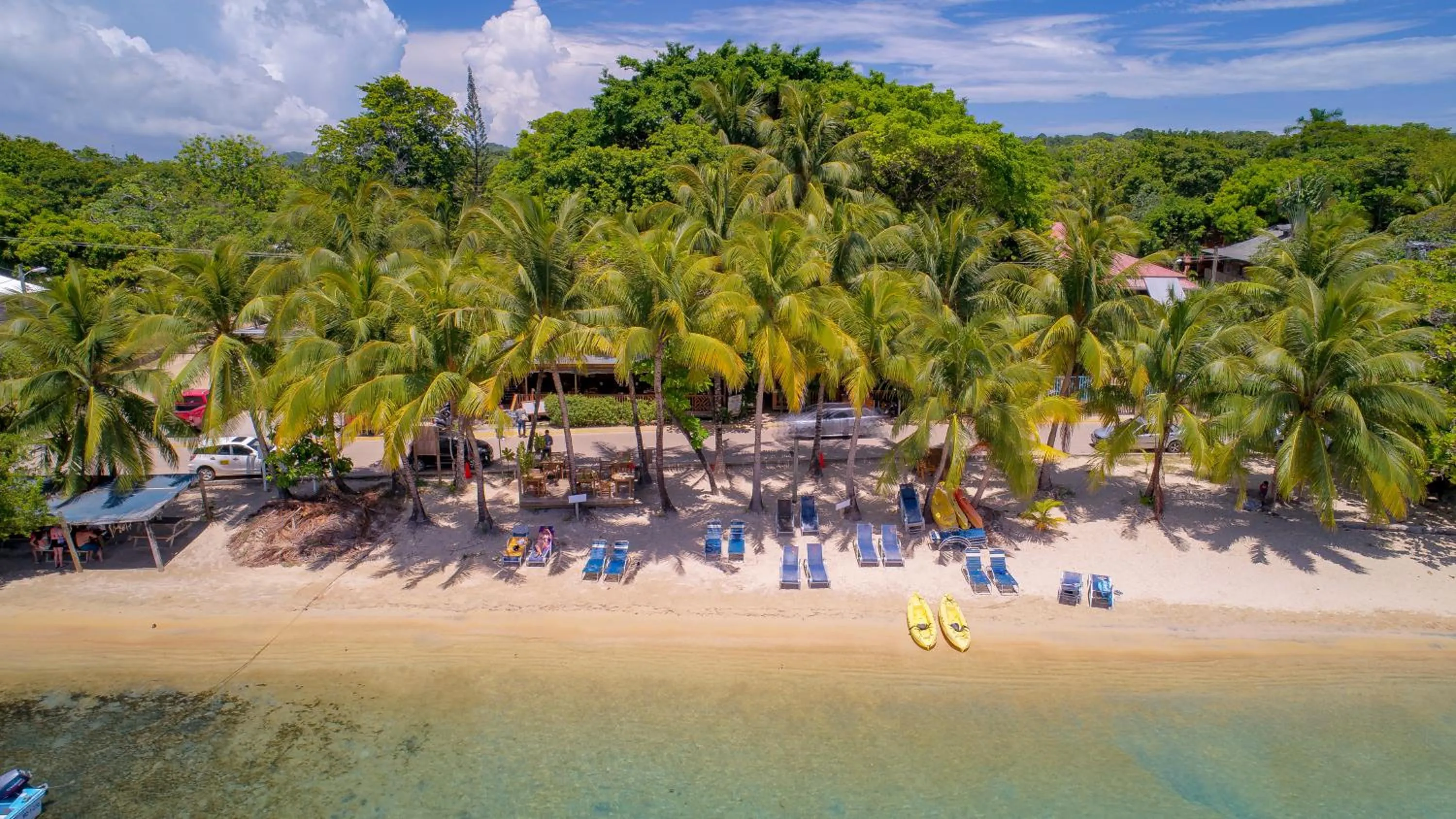 Posada Arco Iris, West End