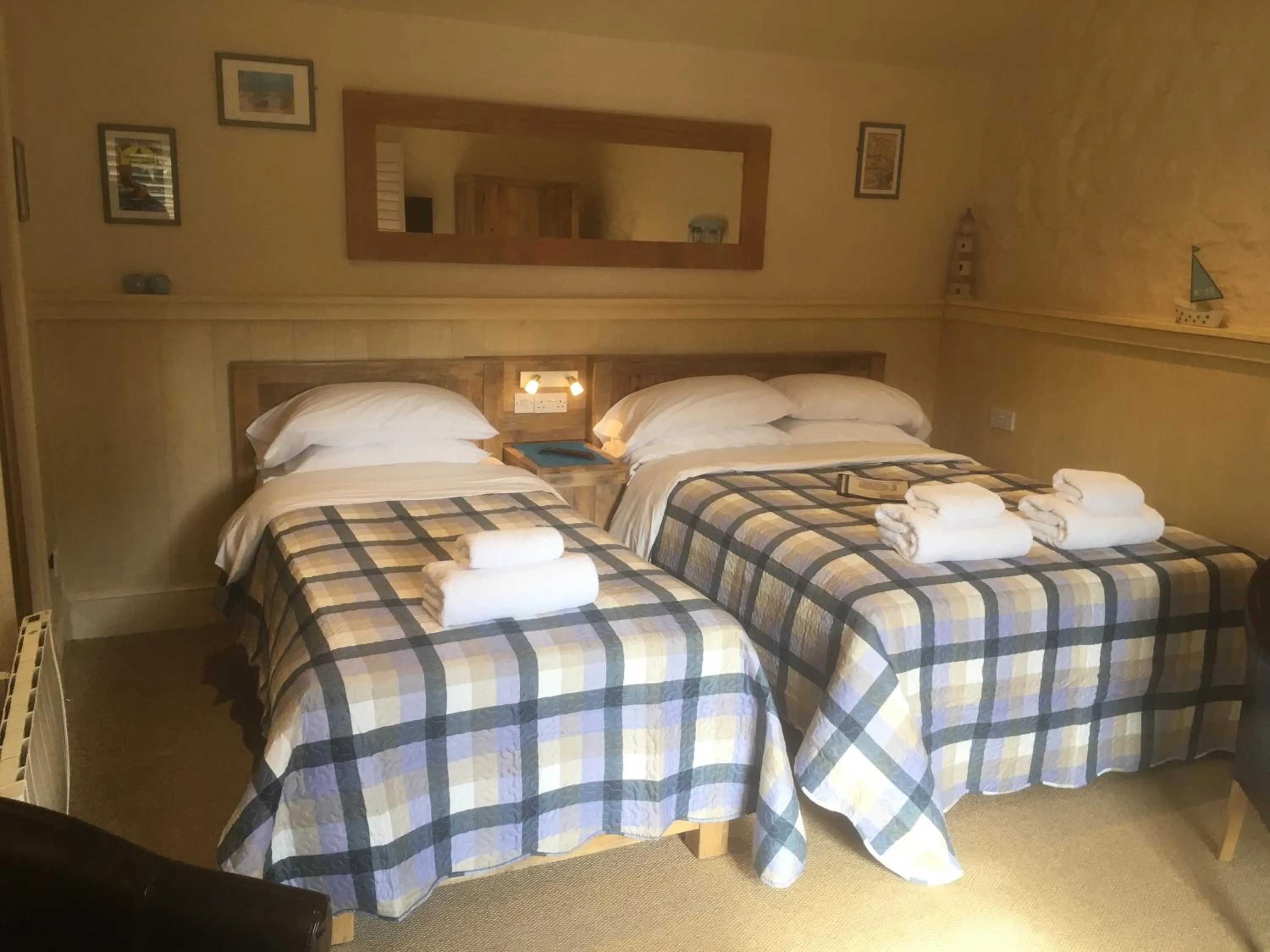 Bed in Widbrook Barns