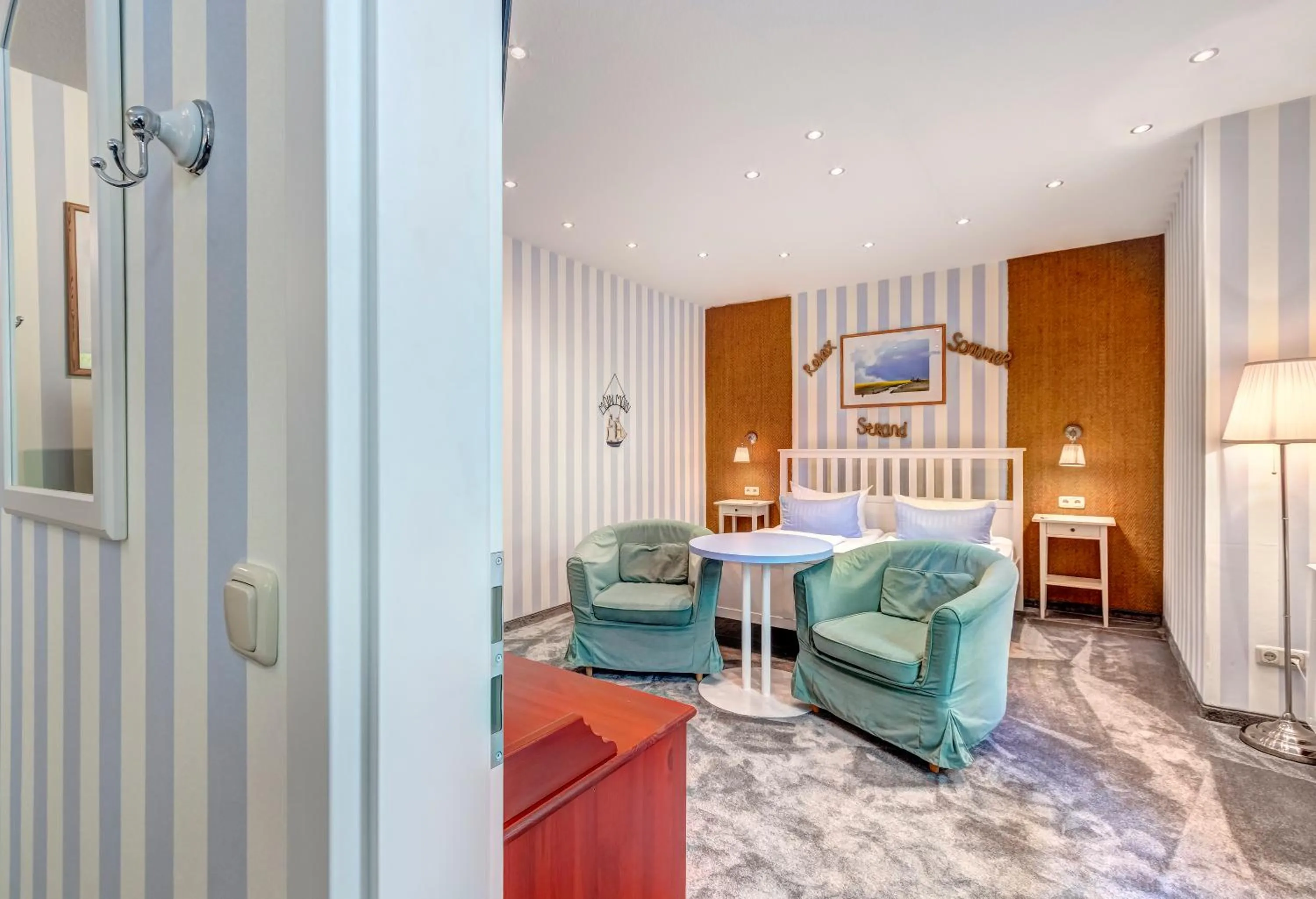 Bedroom, Bed in Hotel Villa Seeschlößchen