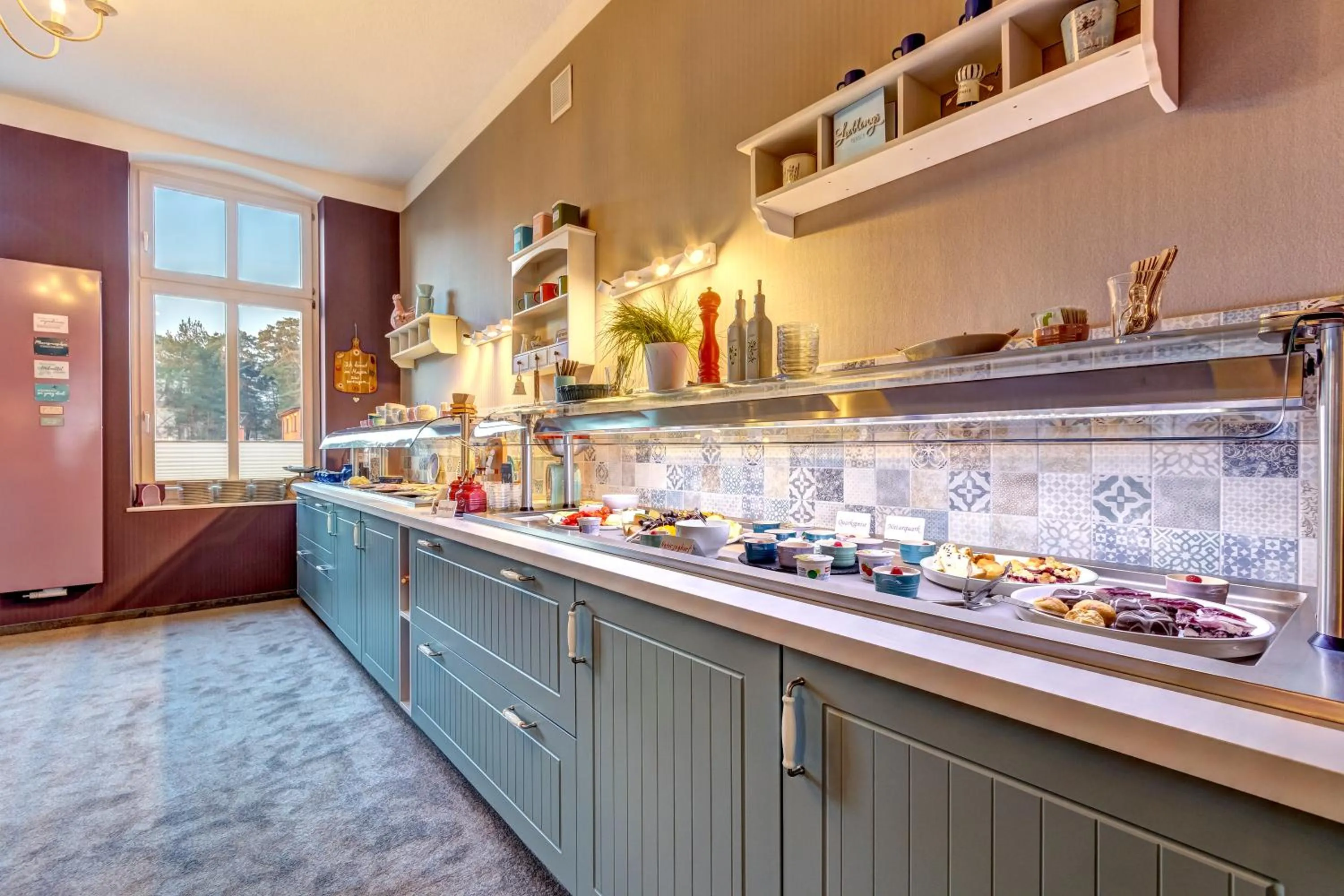 Buffet breakfast in Hotel Villa Seeschlößchen