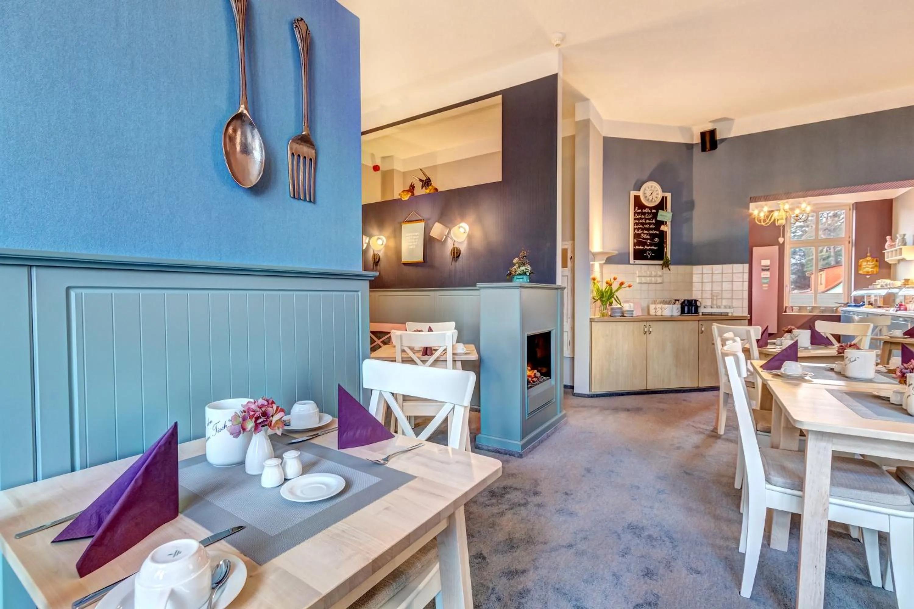 Dining area in Hotel Villa Seeschlößchen