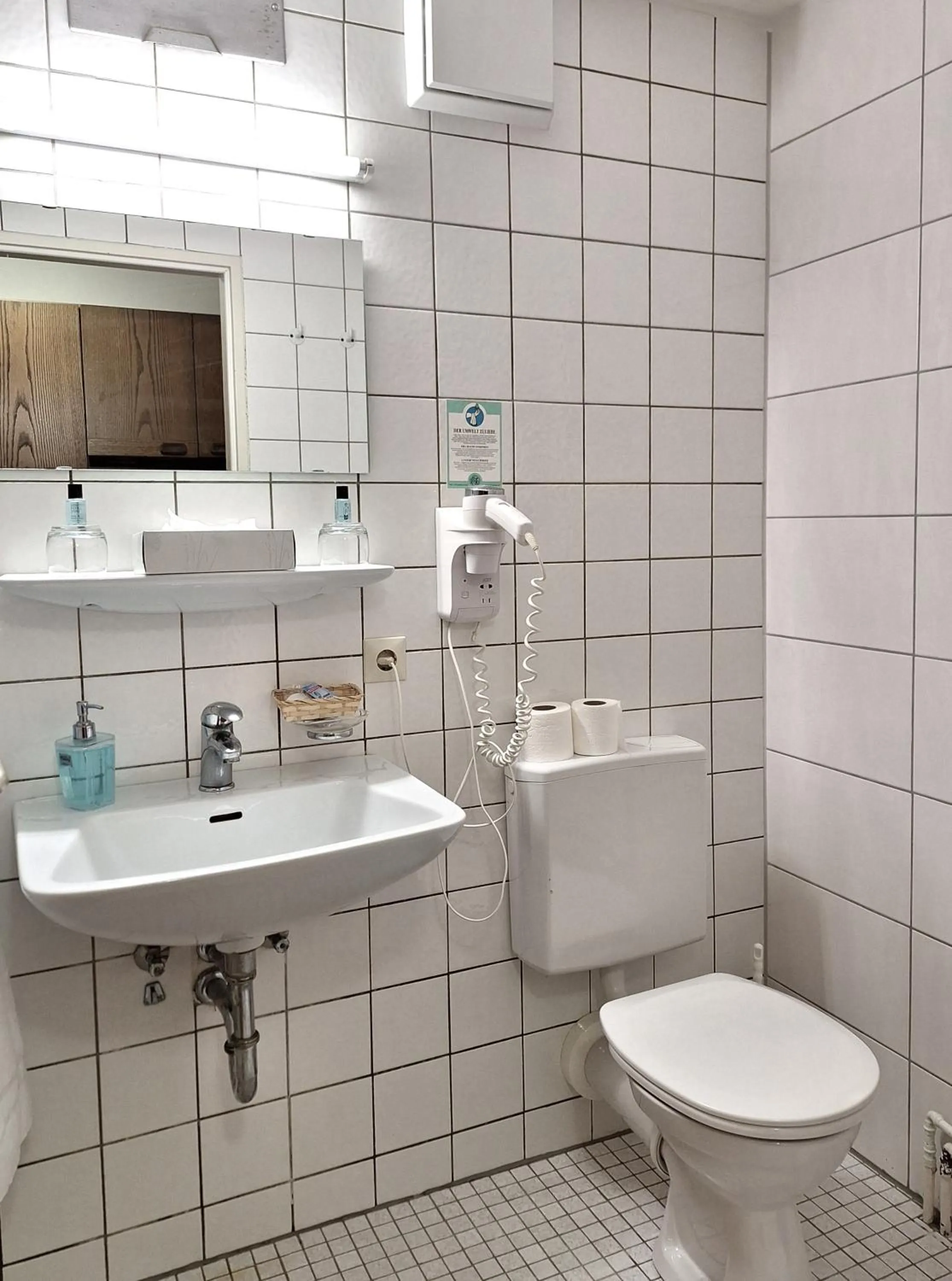 Toilet in Hotel Quellenhof - Self-Check-in