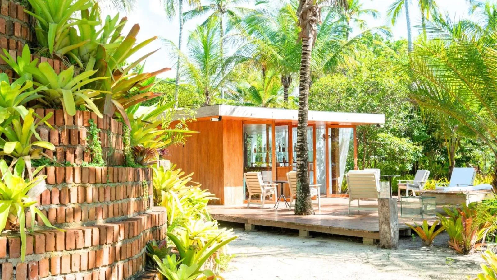 Property building in Hotel Vila Naiá - Corumbau