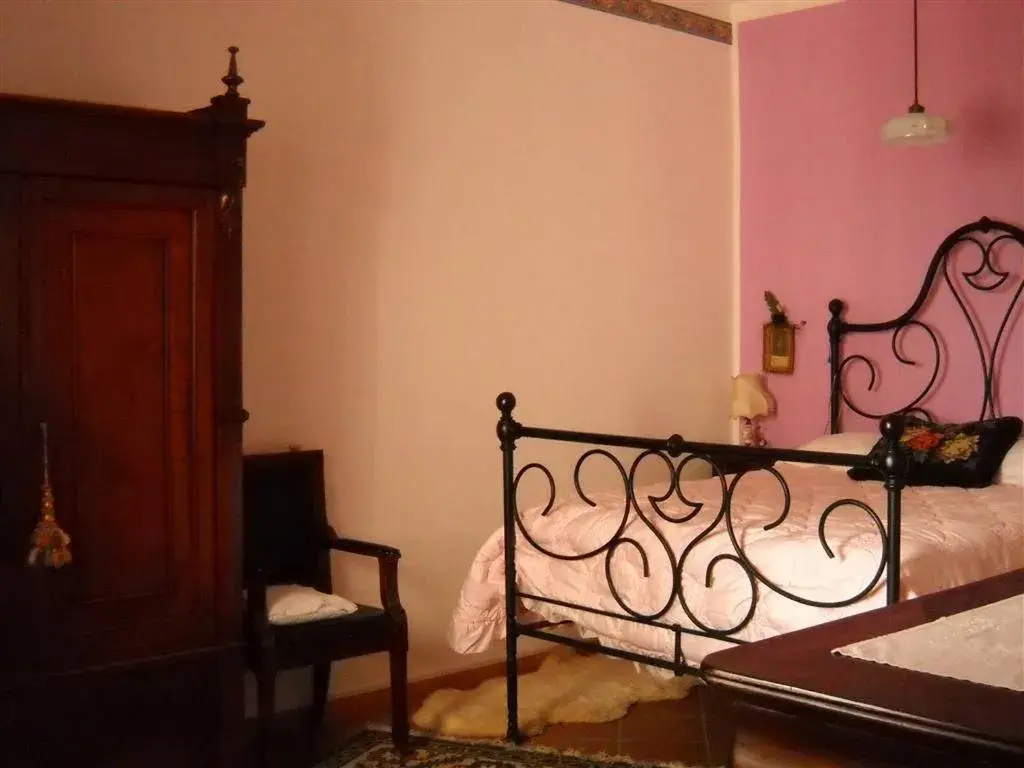 Standard Double Room with Shared Bathroom - single occupancy in B&B ANNA Standard Double Room with Shared Bathroom - single occupancy in B&B ANNA
