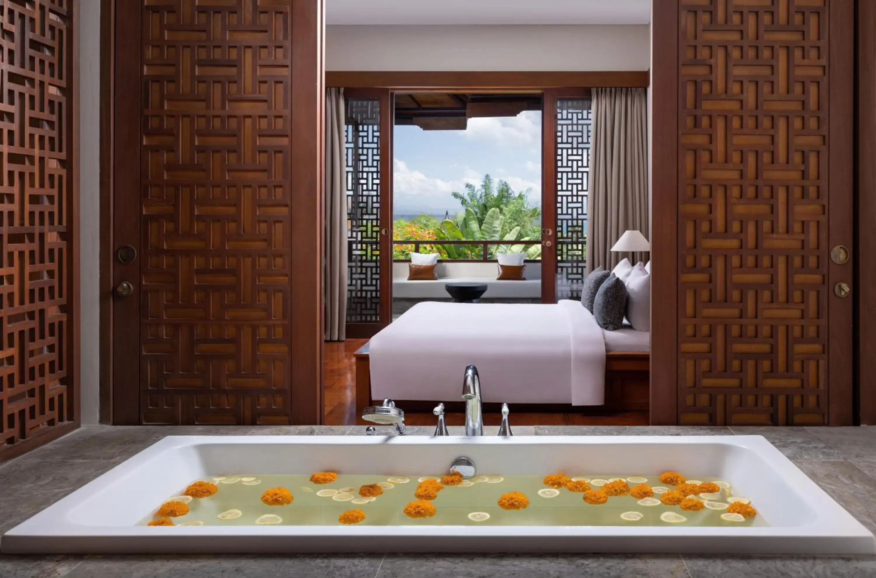 Two-Bedroom Garden View Family Suite in Sadara Resort Two-Bedroom Garden View Family Suite in Sadara Resort