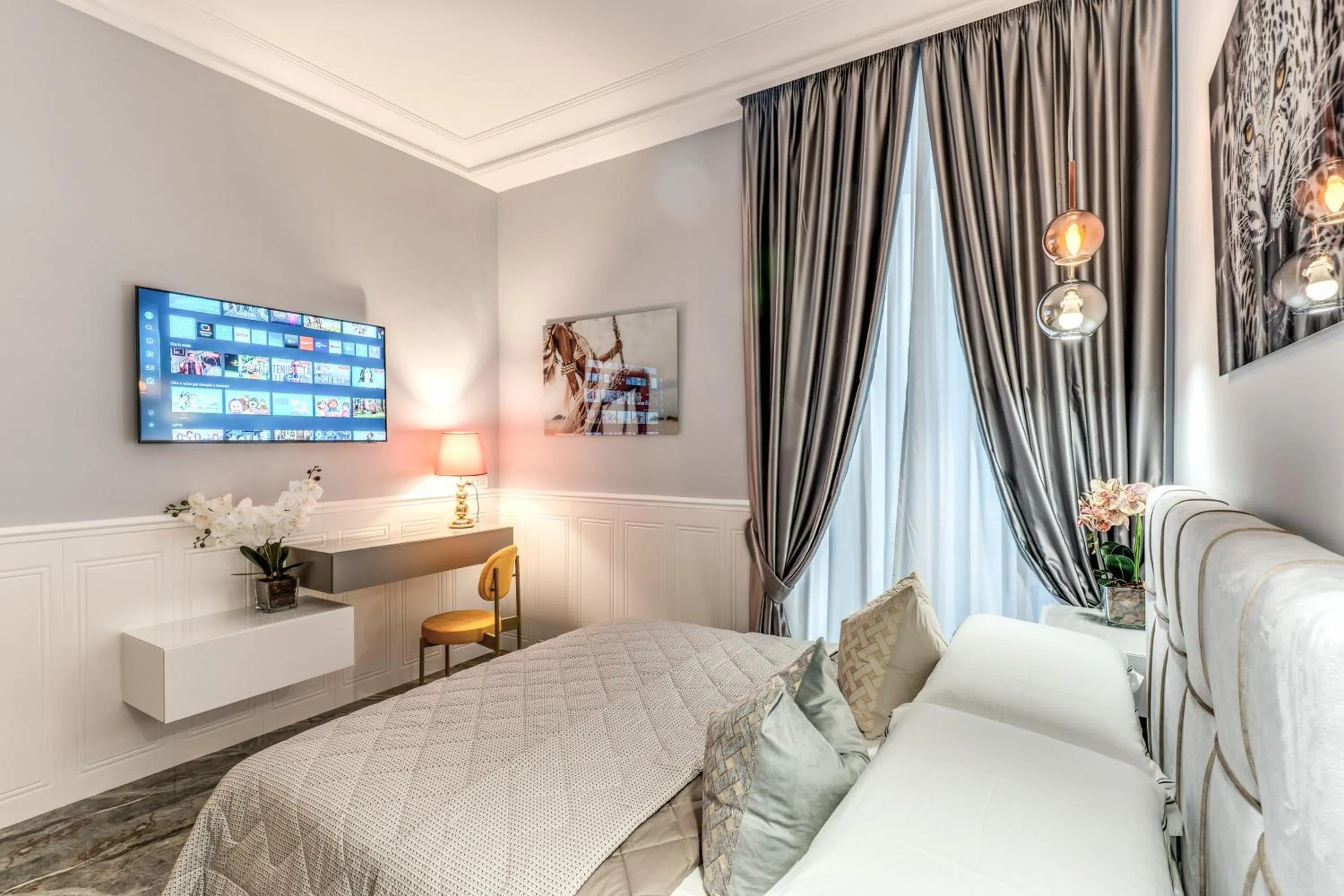 Bedroom, Bed in Rome55 - Piazza di Spagna