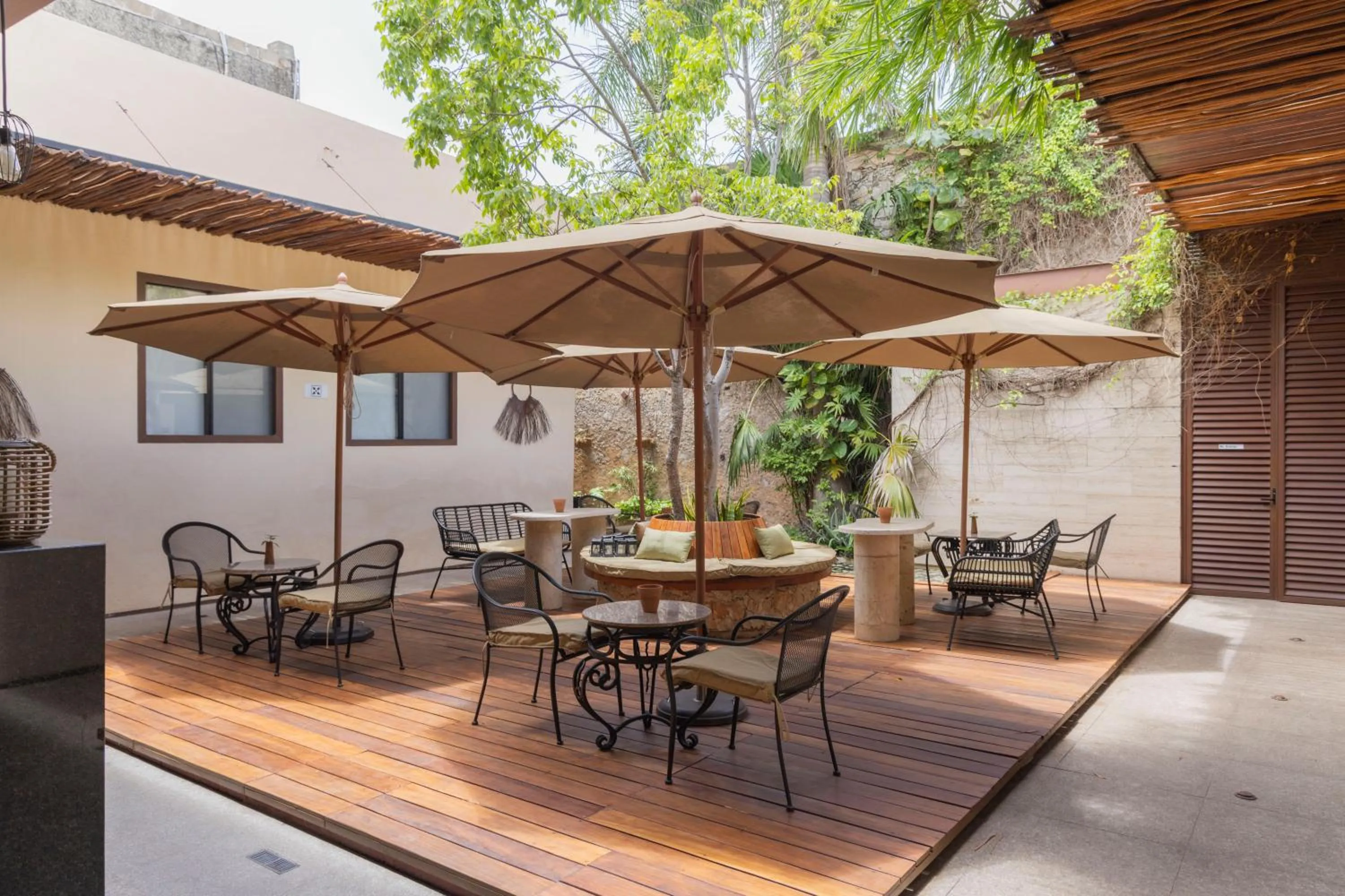 Patio in Ya'ax Hotel Boutique