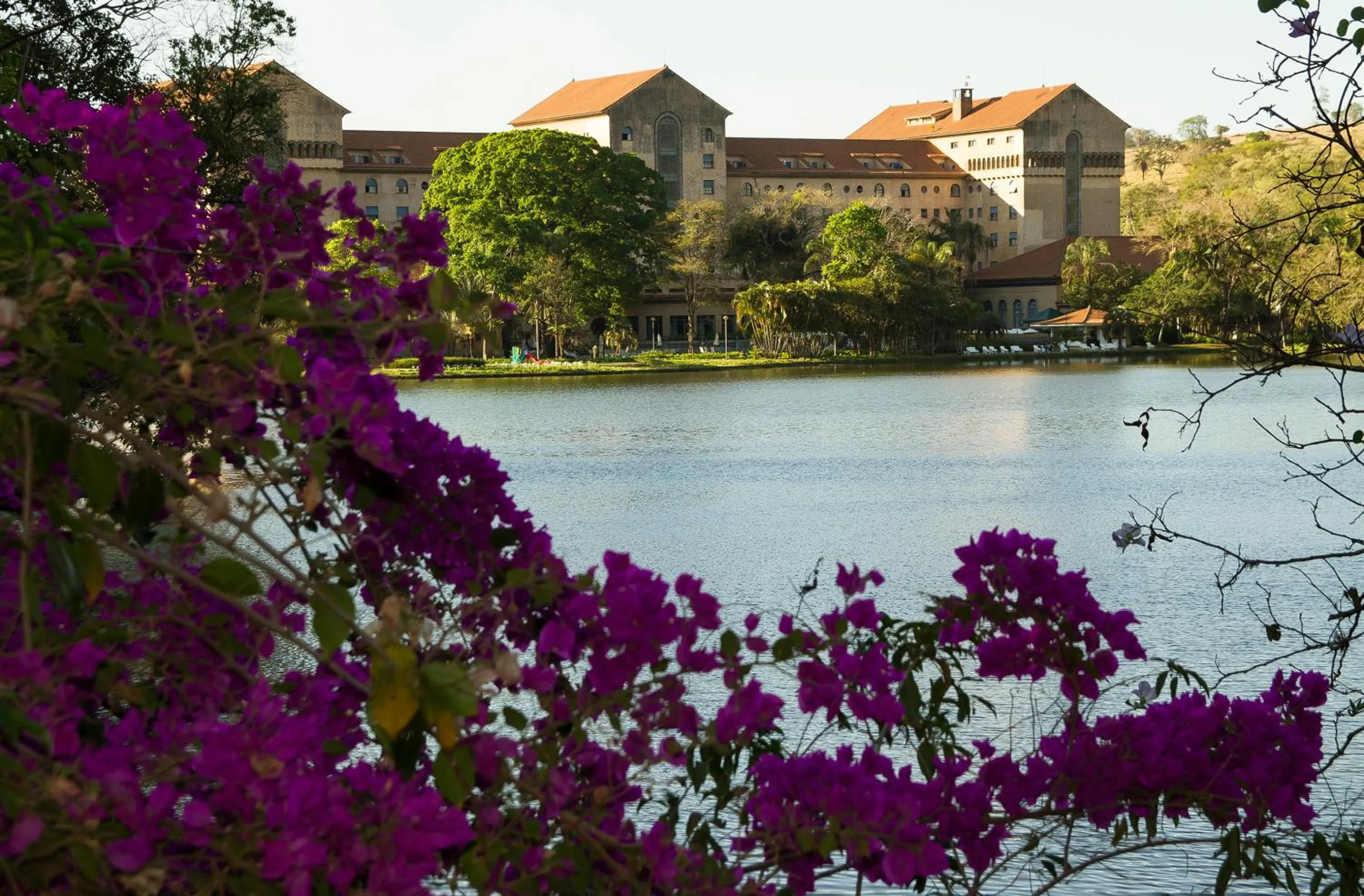 Nearby landmark in Chalé do Lago