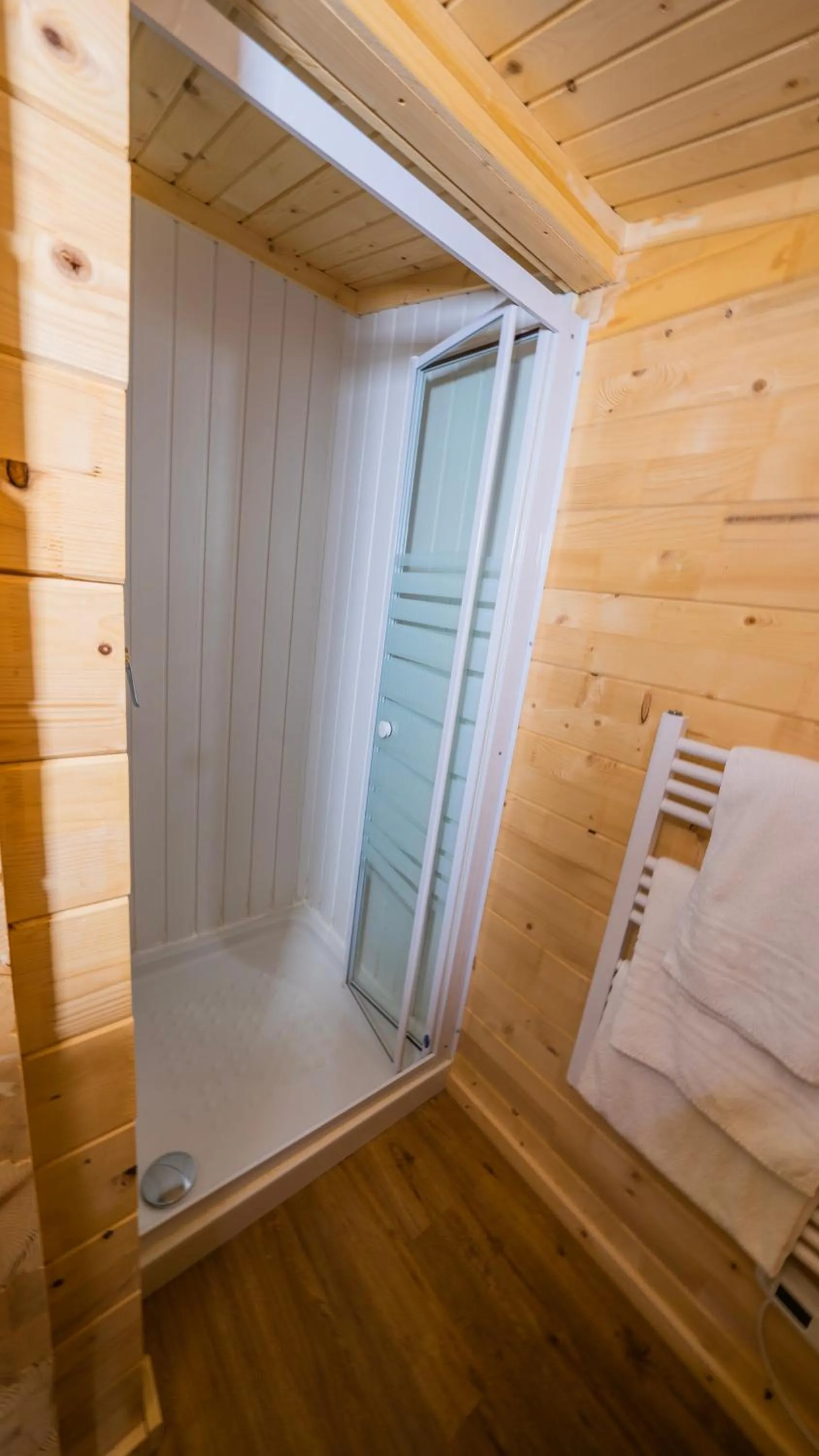 Shower in Le Village des Monédières