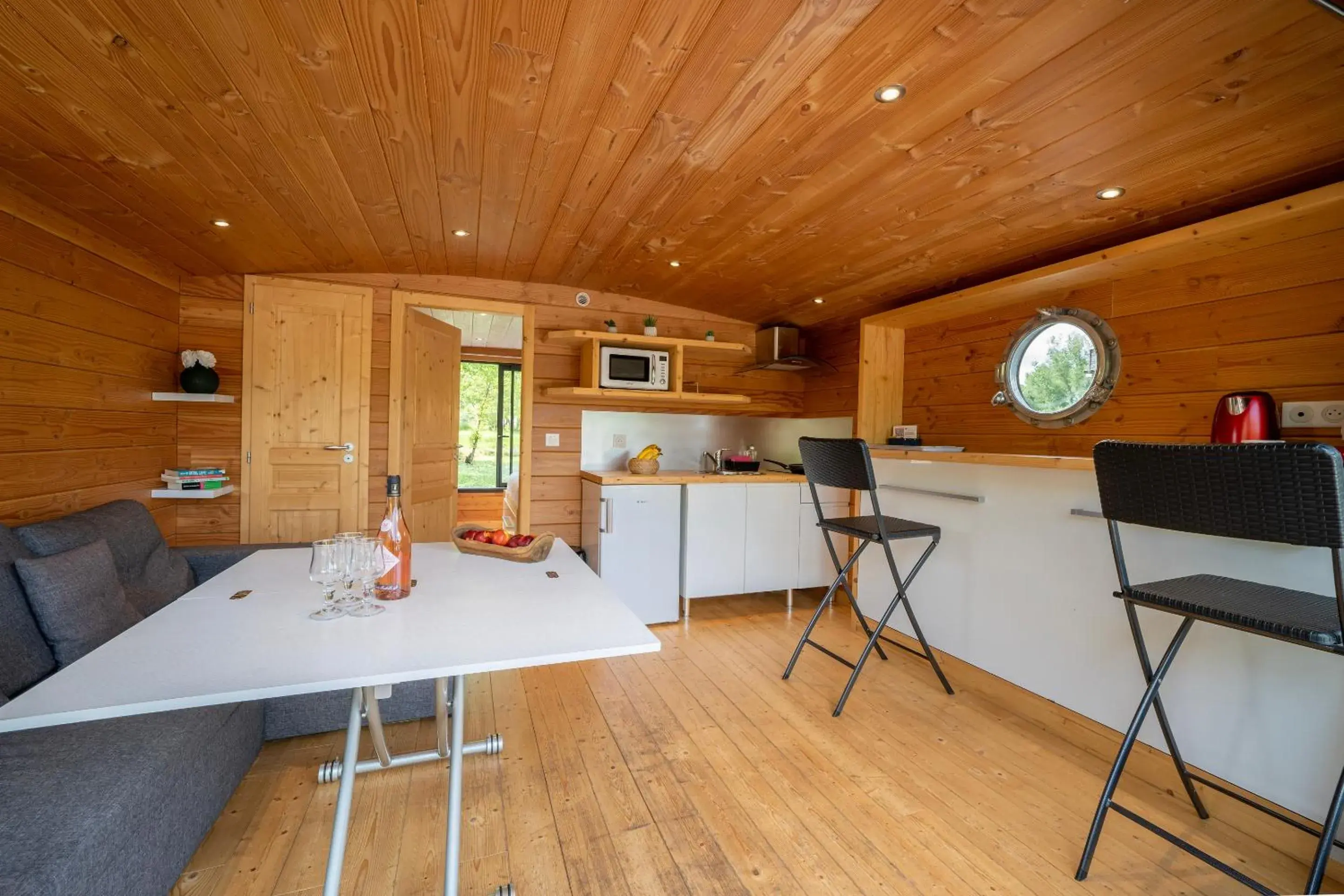 Toue cabanée au mouillage in Le Village des Monédières Toue cabanée au mouillage in Le Village des Monédières