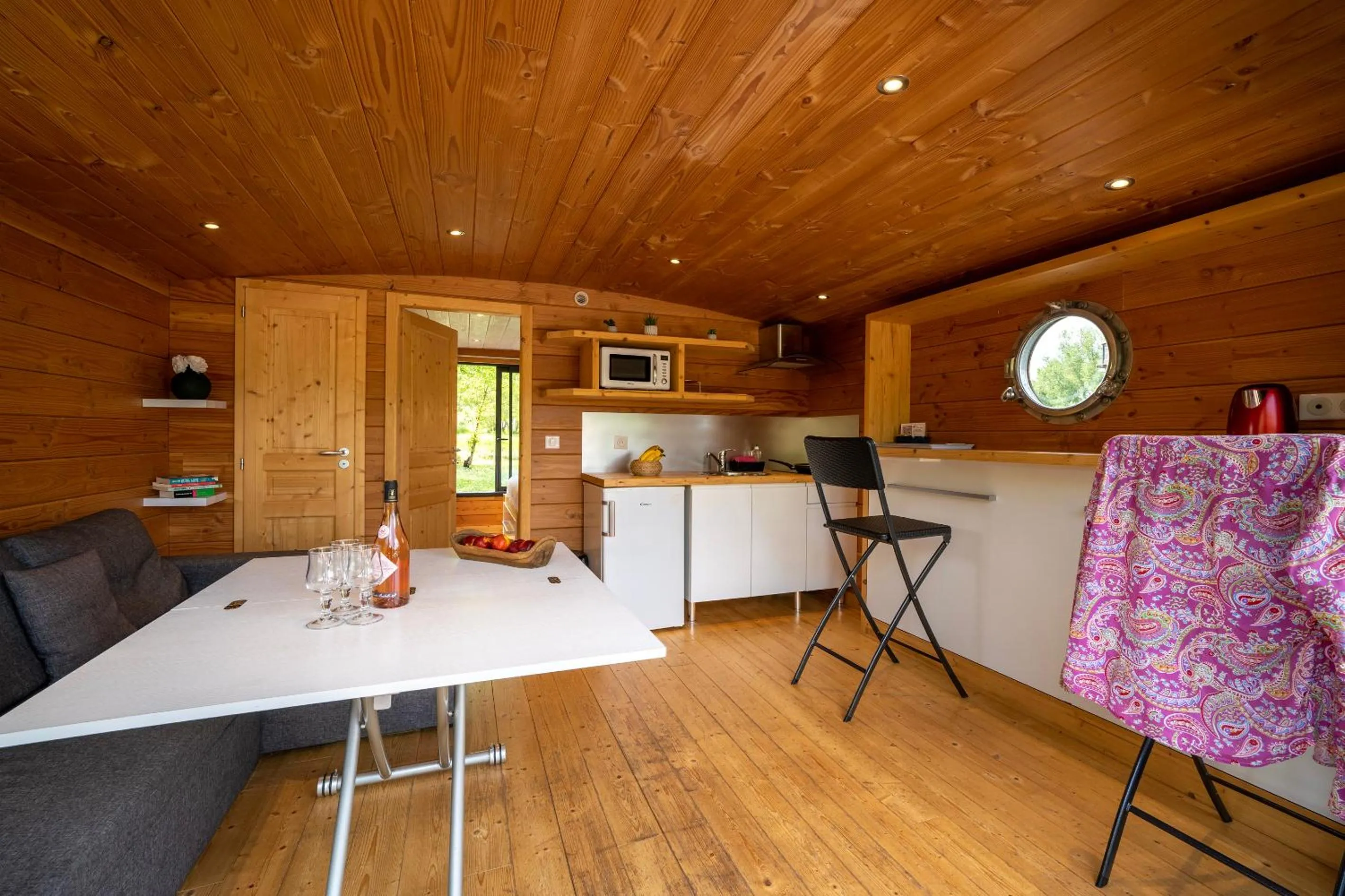 Kitchen or kitchenette in Le Village des Monédières