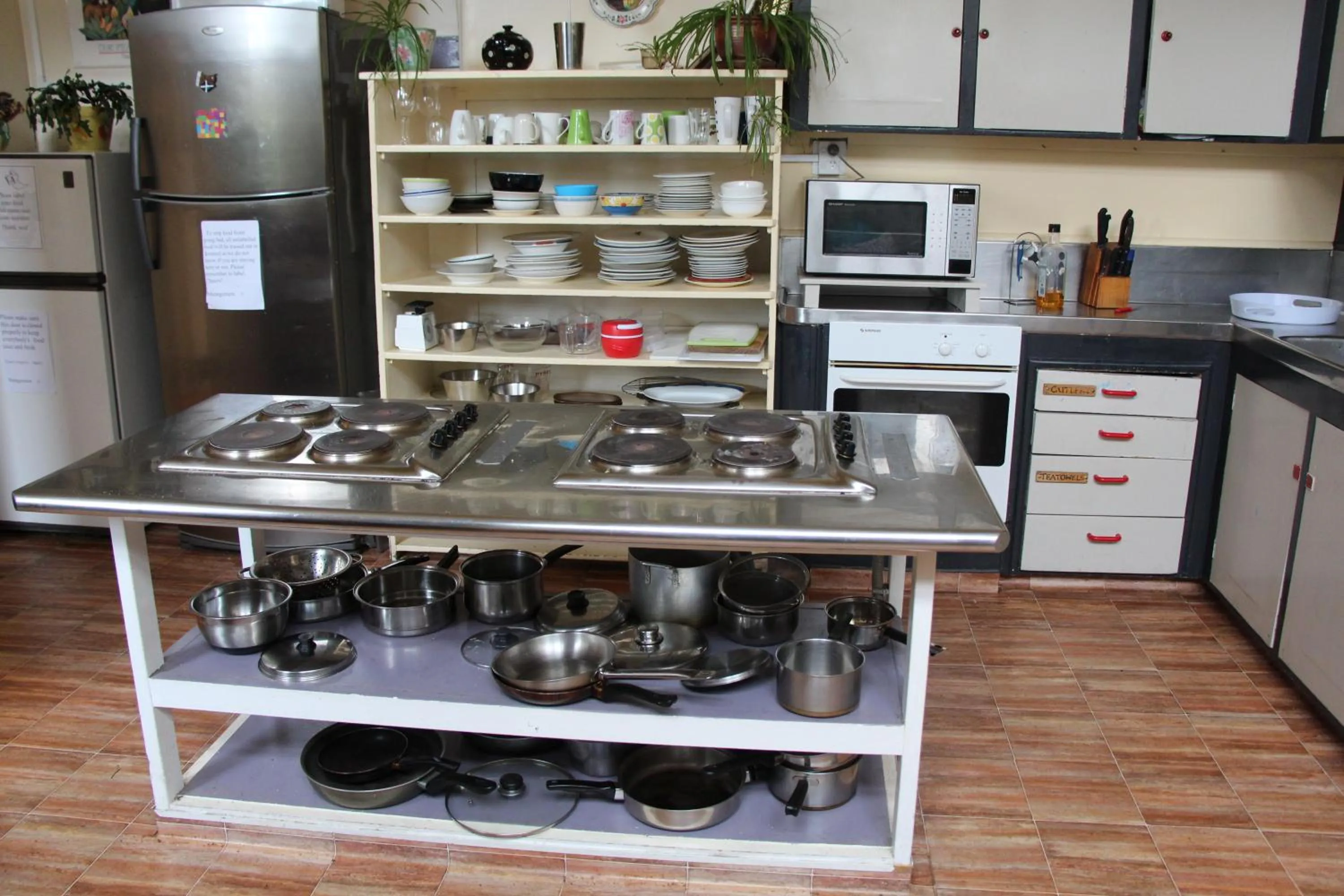 Kitchen or kitchenette in Chalet Backpackers