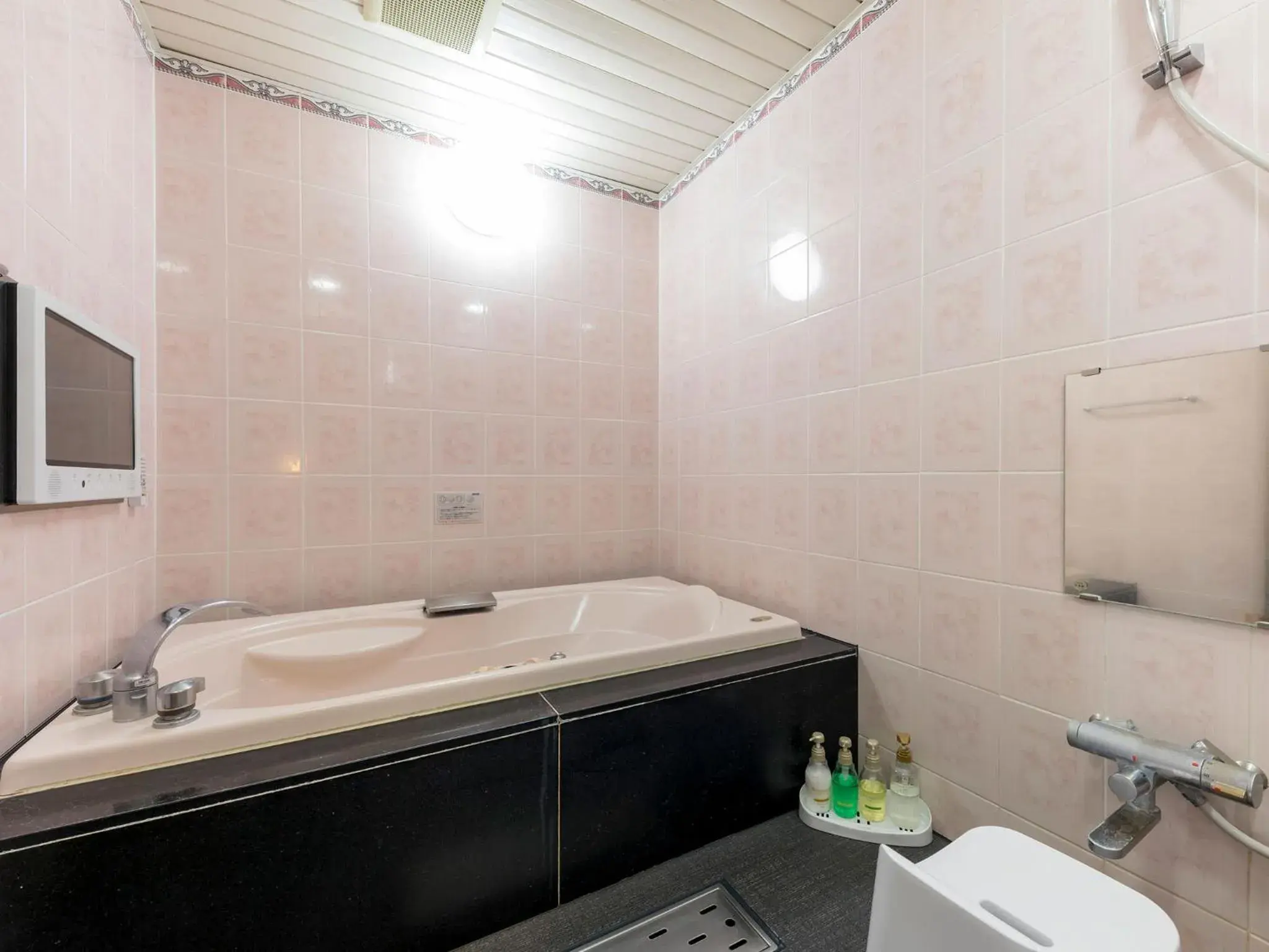 Shower in Restay Nagasaki Club (Adult Only) Shower in Restay Nagasaki Club (Adult Only)